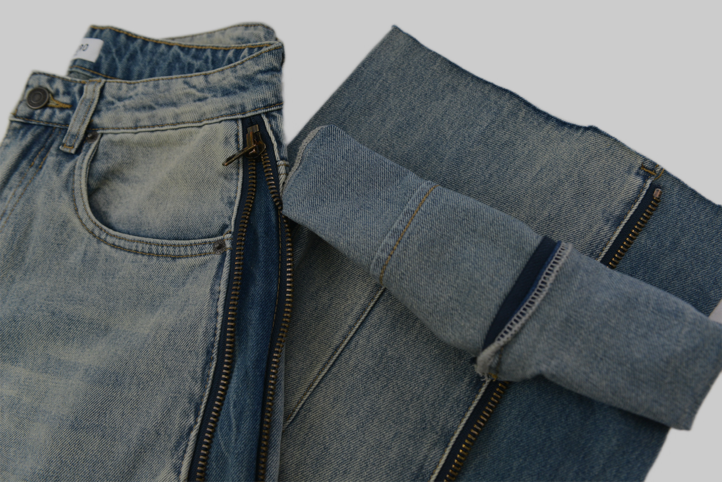 ヴィンテージウォッシュ サイドジップ デニムパンツ / Vintage Wash Side Zip Denim Pants サイズ: M