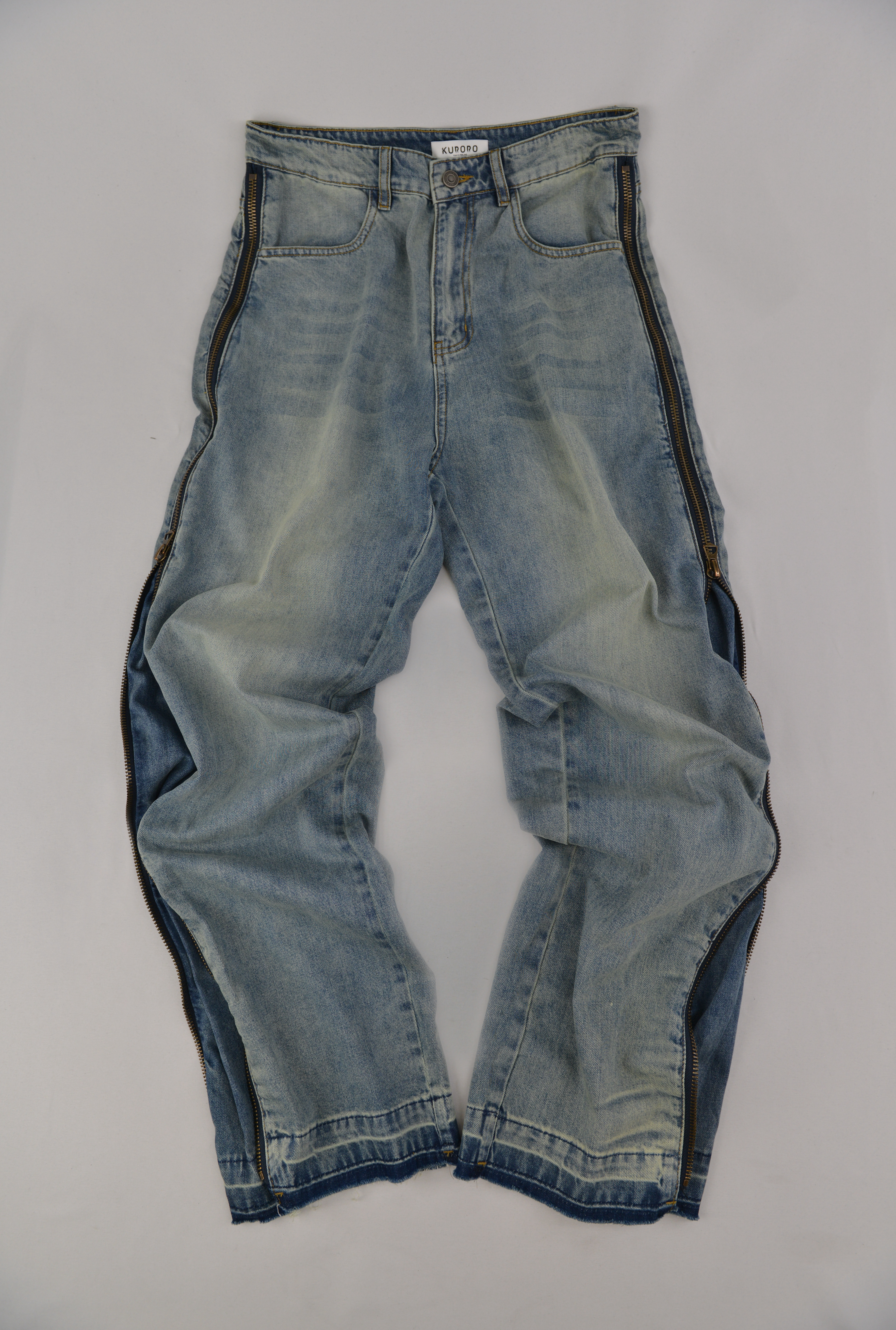 KUROROサイドジップヴィンテージデニム