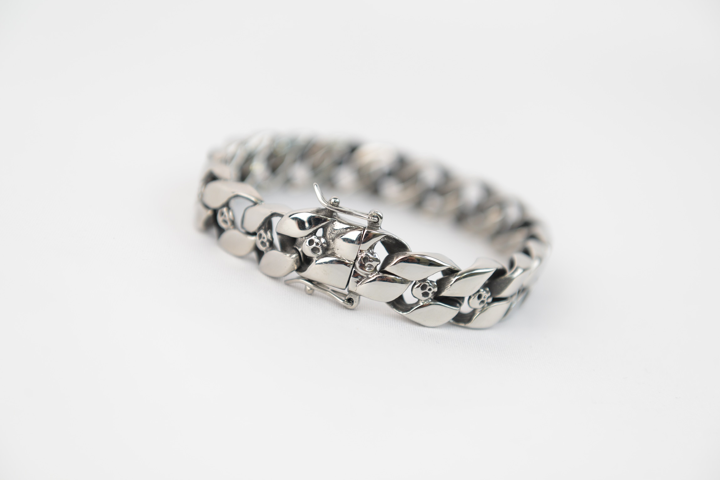 Skull Link Cuban Chain Bracelet（スカルリンク・キューバンチェーンブレスレット）