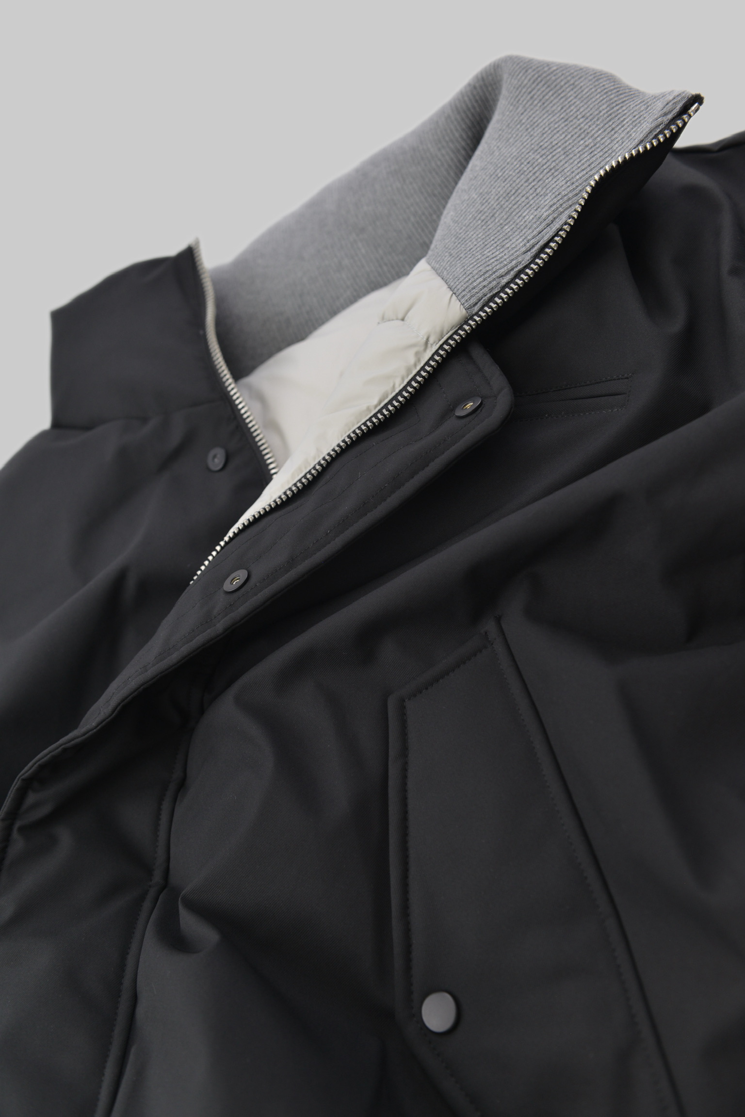 KURORO Reversible High-Neck Down Jacket / リバーシブルハイネックダウンジャケット サイズ: M