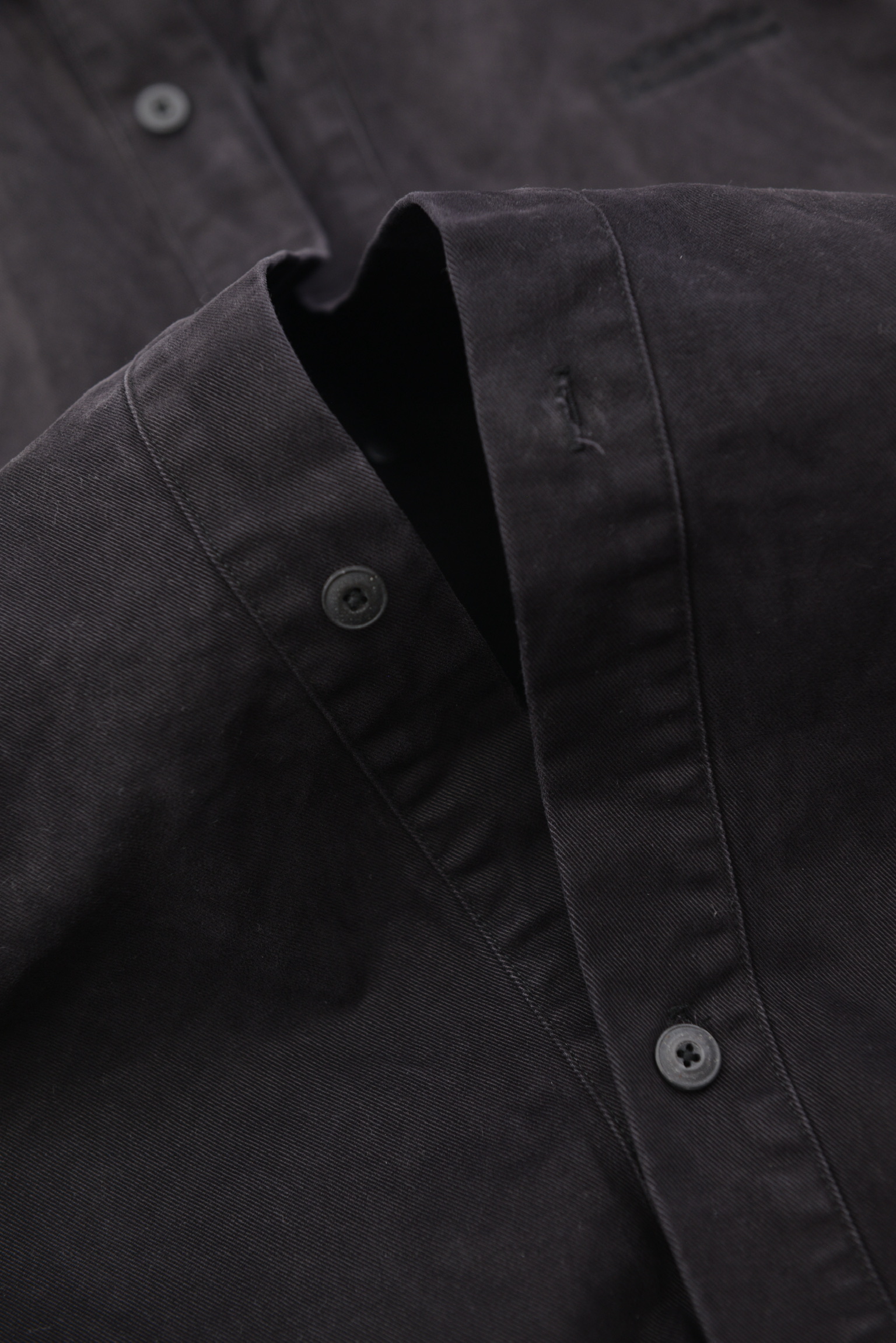 KURORO フェードブラック レイヤードフーディーシャツ サイズ: M