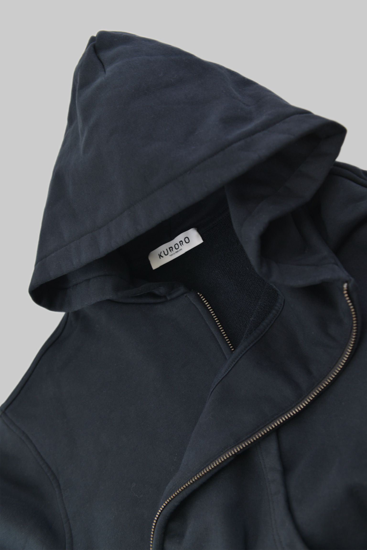 KURORO Minimal Cropped Zip Hoodie（ミニマル クロップド ジップ フーディ サイズ: S