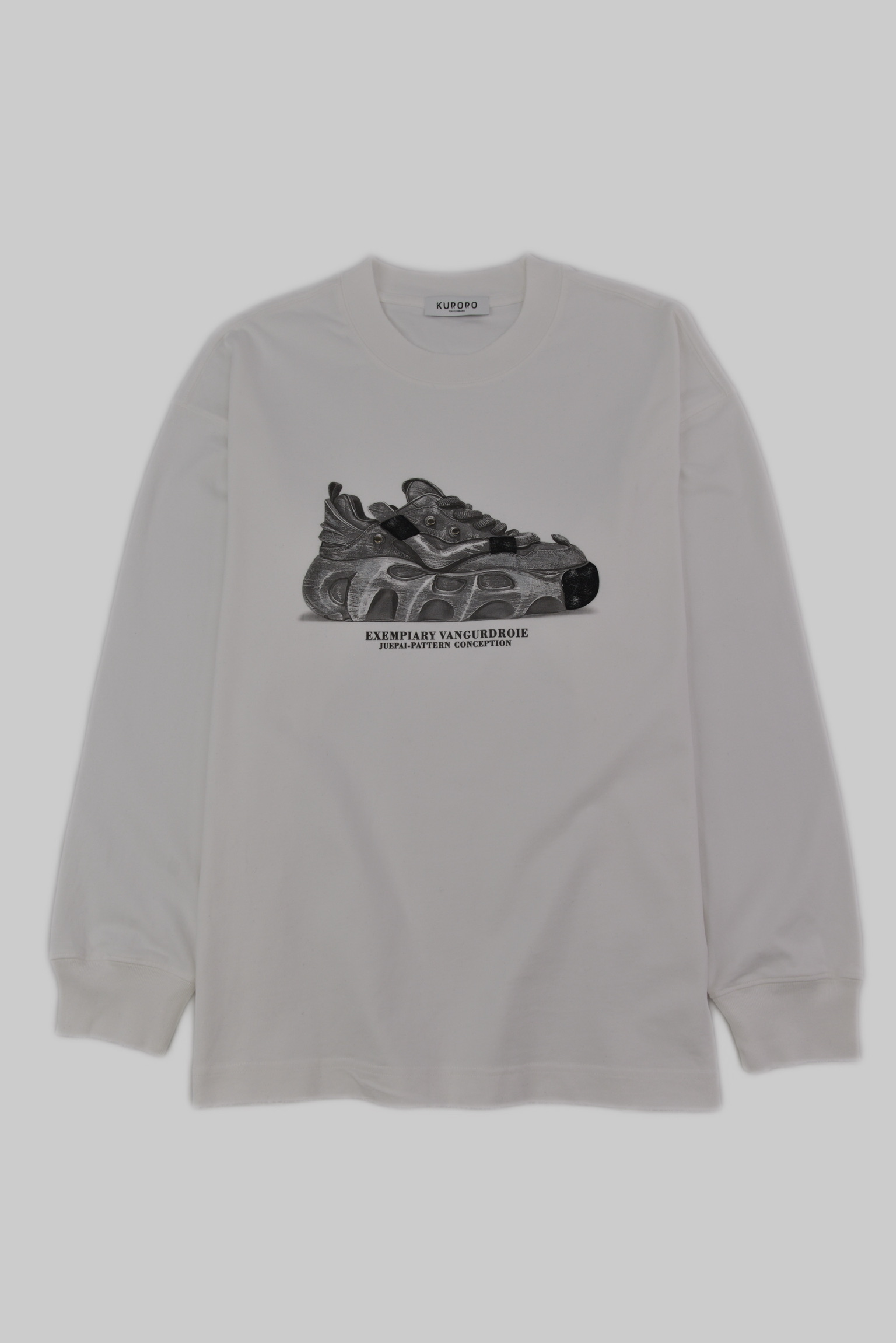 スニーカーグラフィック ロングスリーブTシャツ（ホワイト）