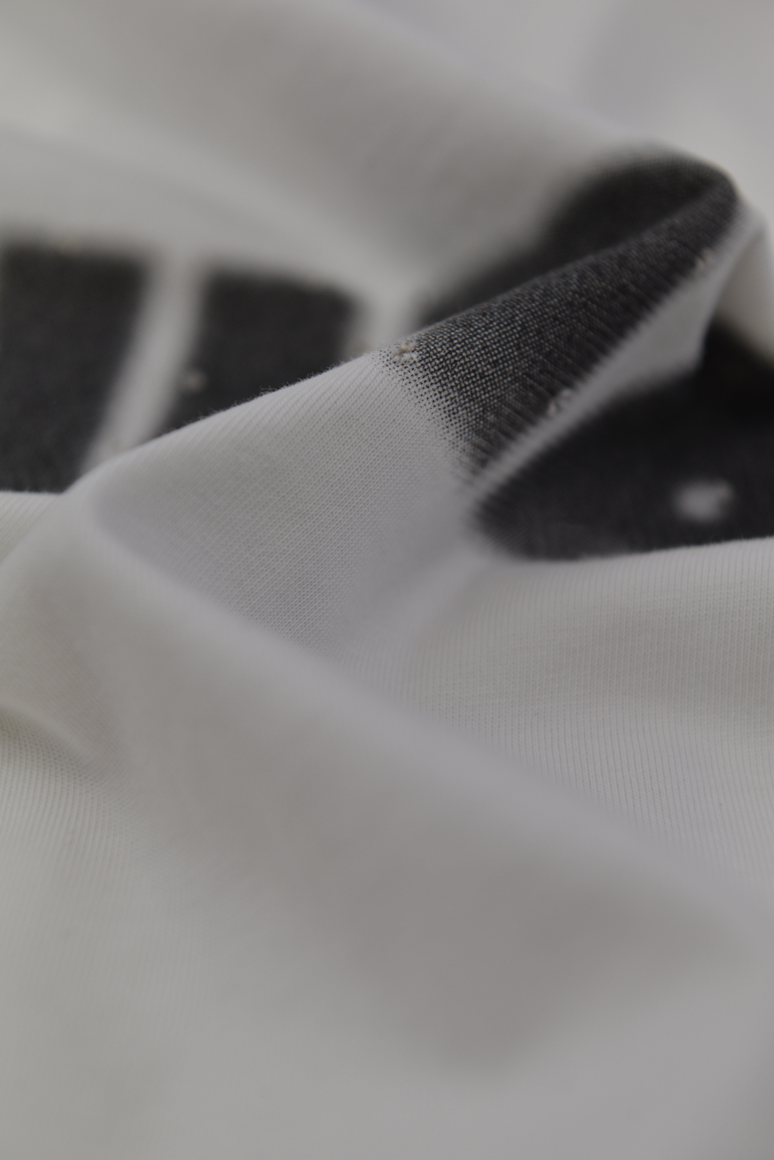NAUNAU エアブラッシュ バックロゴ ノースリーブタンク　 White サイズ: S