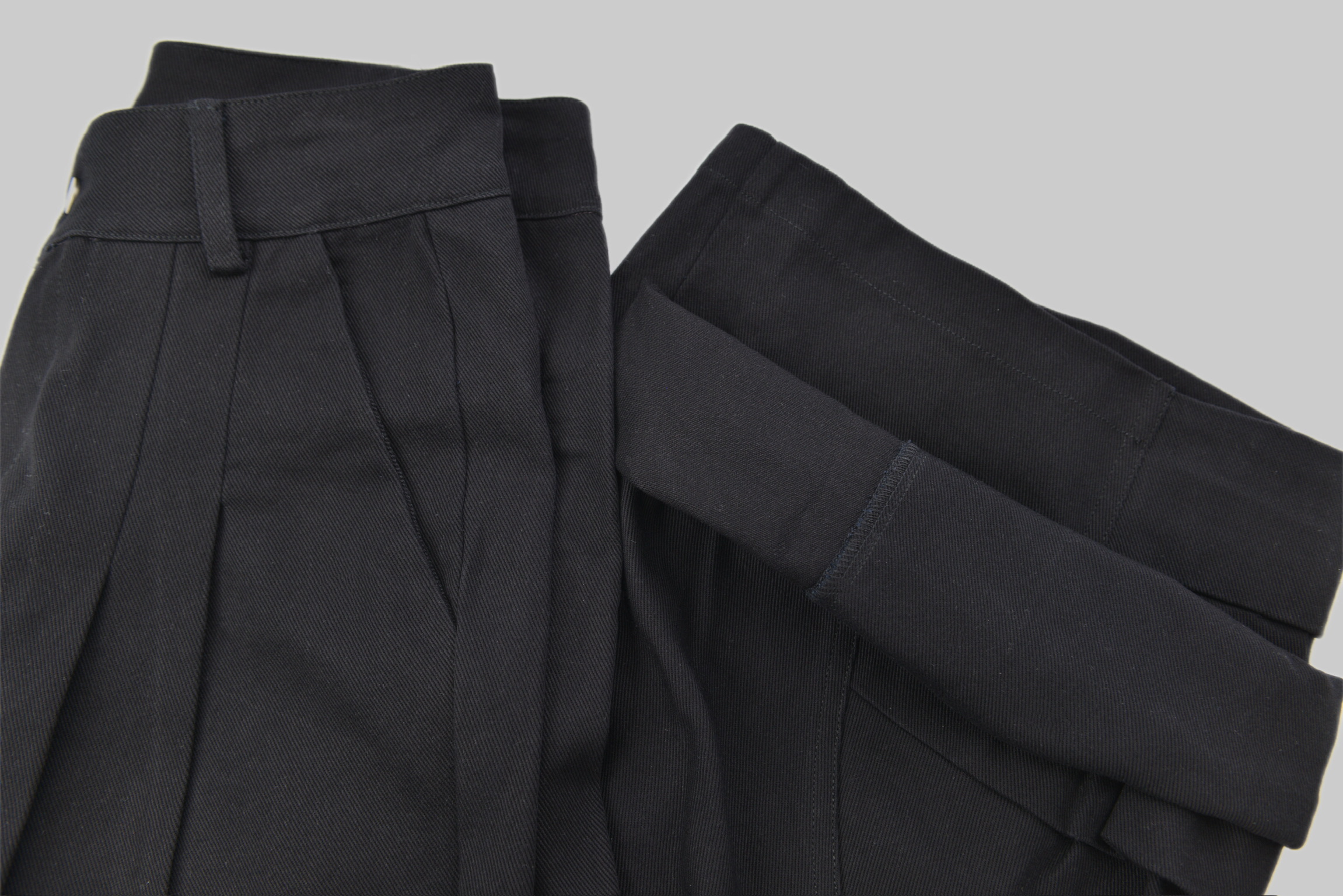 KURORO ツータックワイドパンツ KURORO Two-Tuck Wide Pants　ブラック サイズ: S