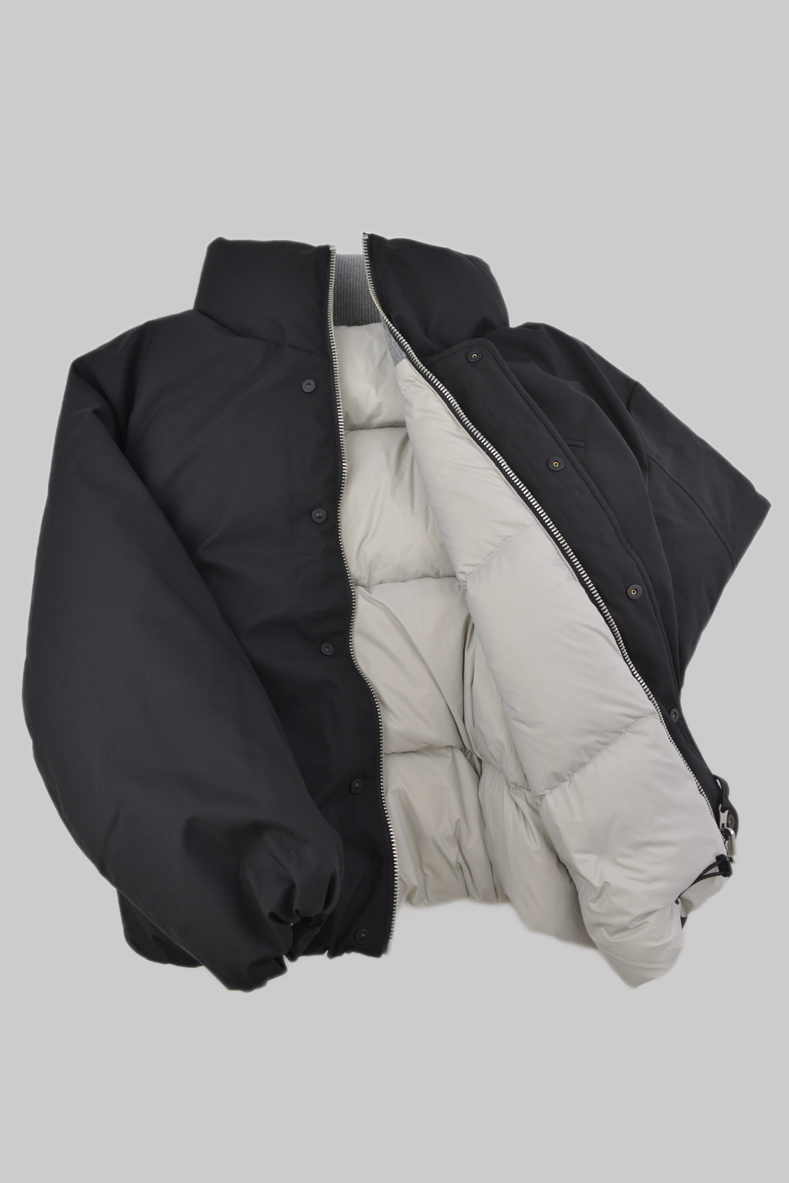 KURORO Reversible High-Neck Down Jacket / リバーシブルハイネックダウンジャケット サイズ: M