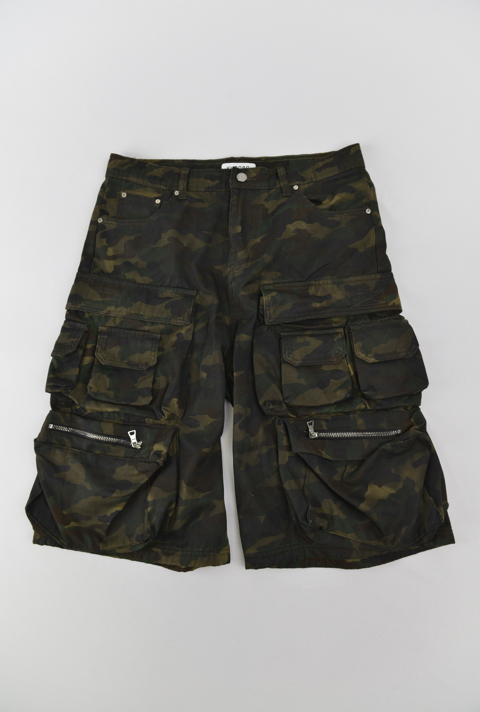 迷彩カーゴショートパンツ