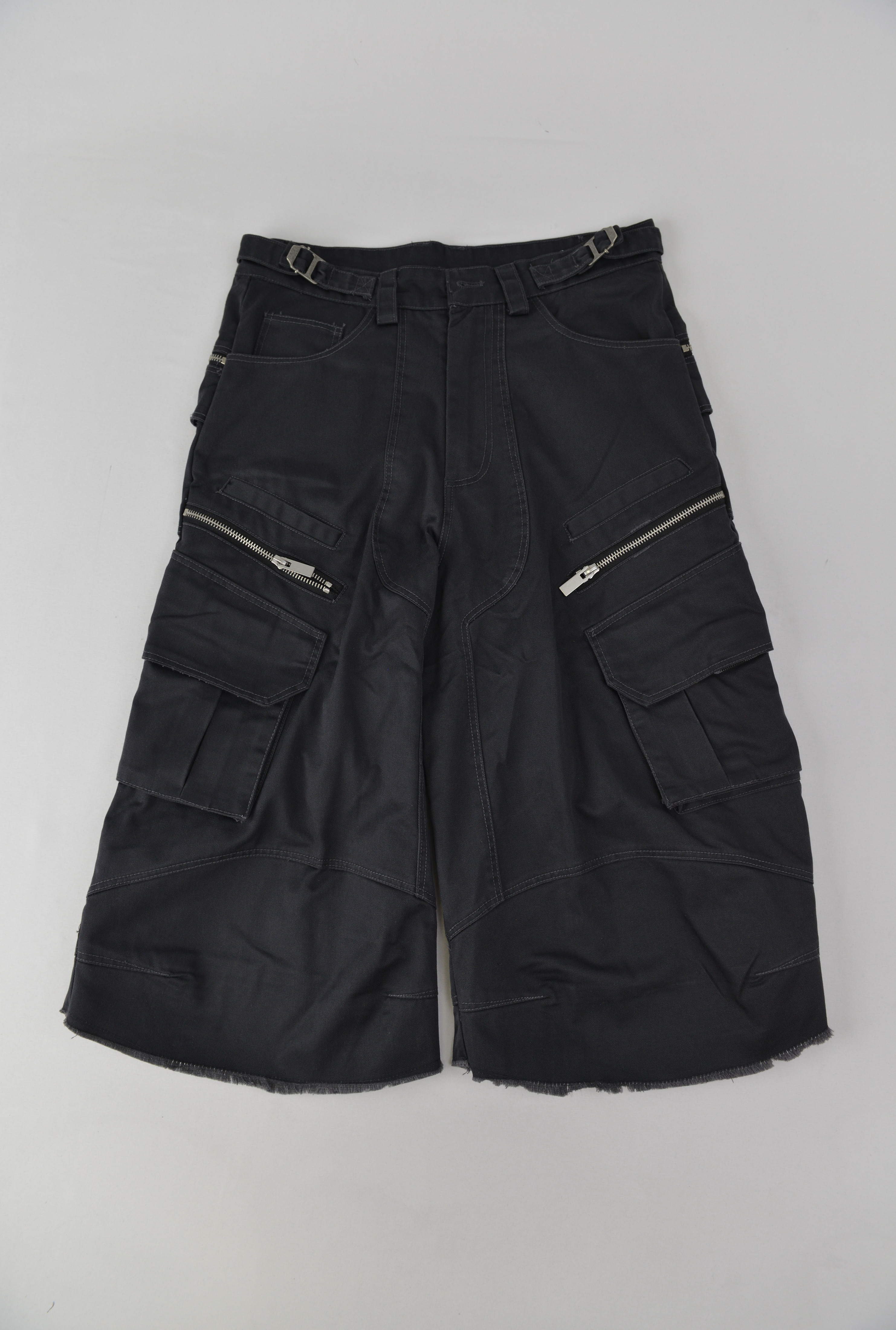 カーゴワイドショーツ　ブラック