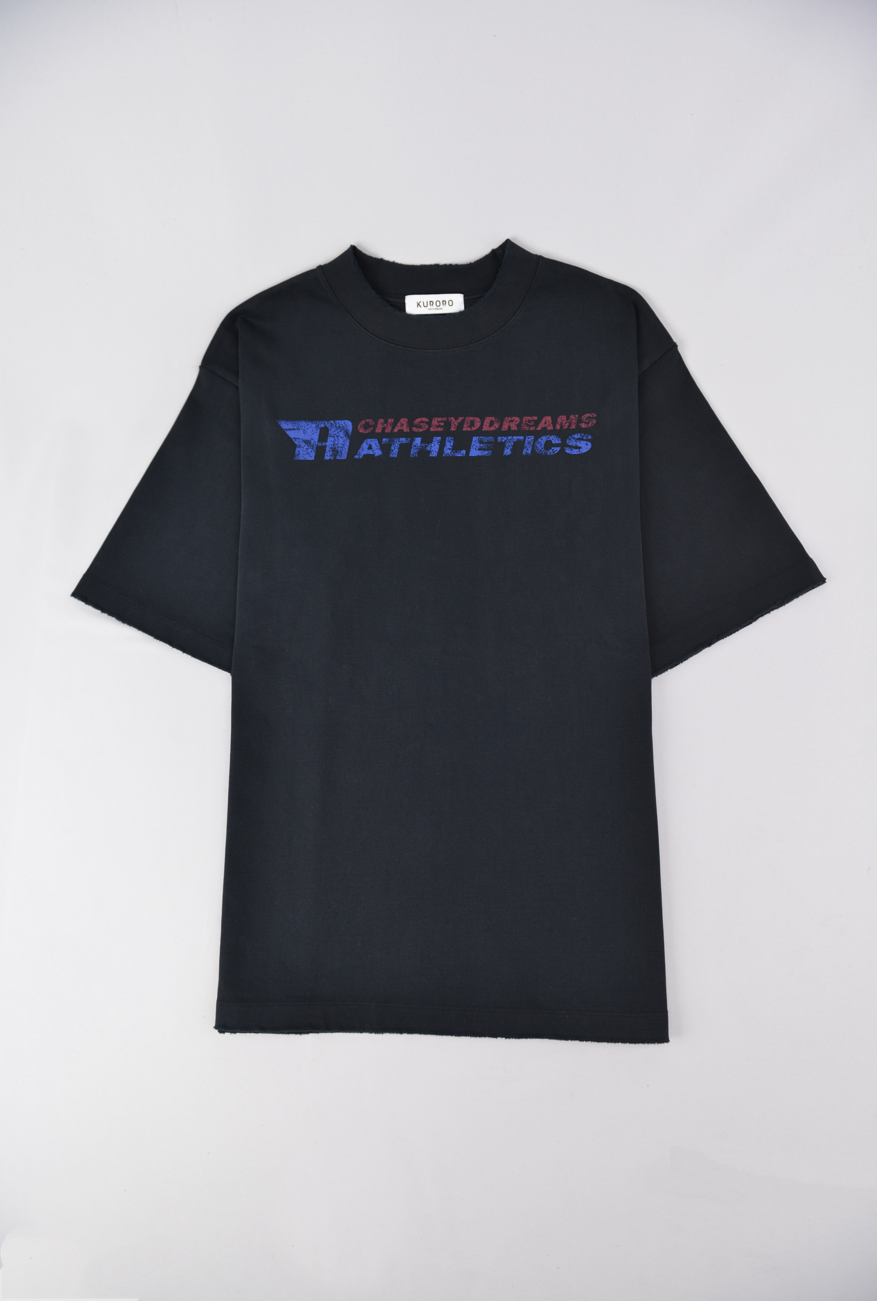アスレチックロゴグラフィックTシャツ – CHASEYDREAMS　ブラック サイズ: S