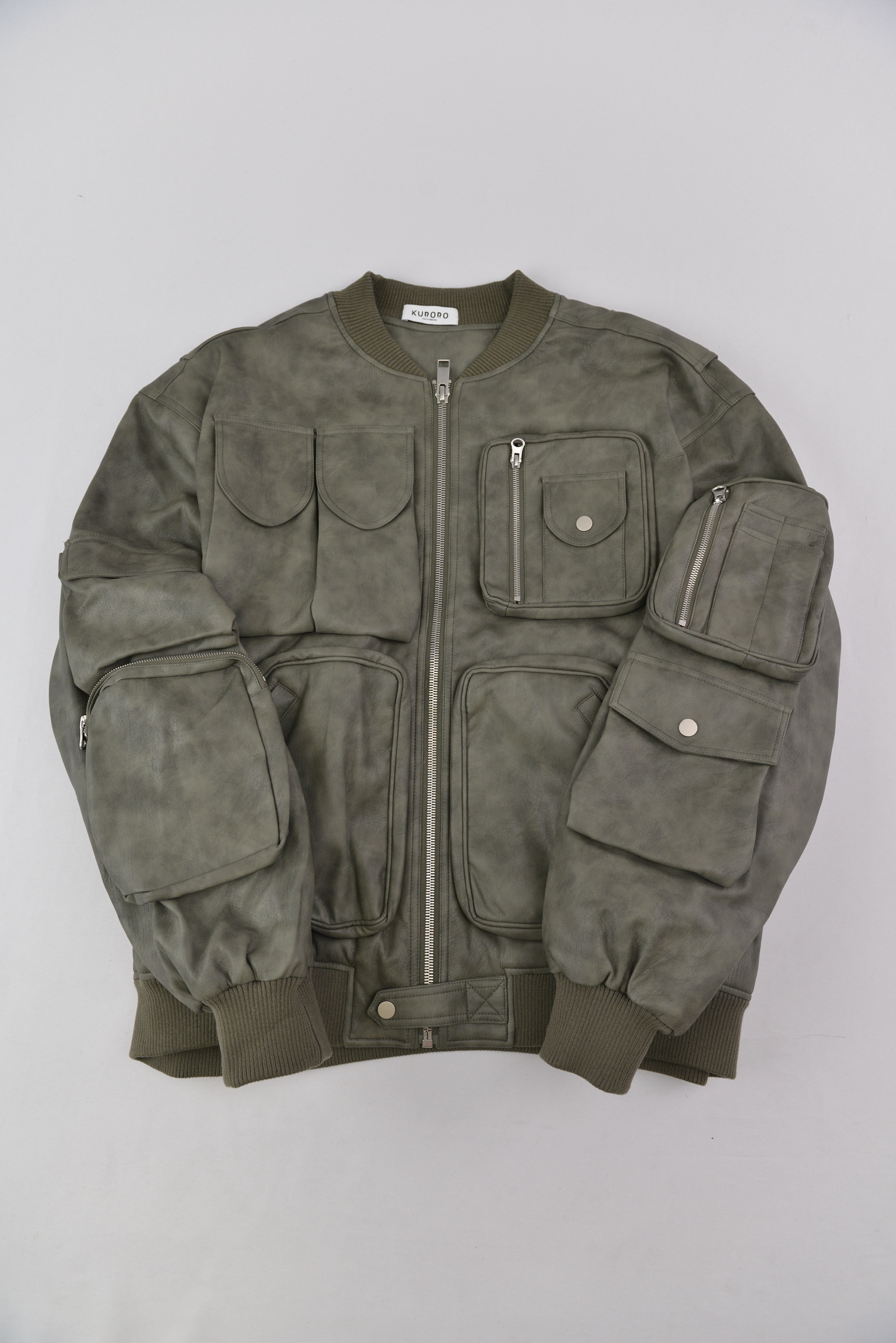 KURORO マルチポケット レザーボンバージャケット　Army Green