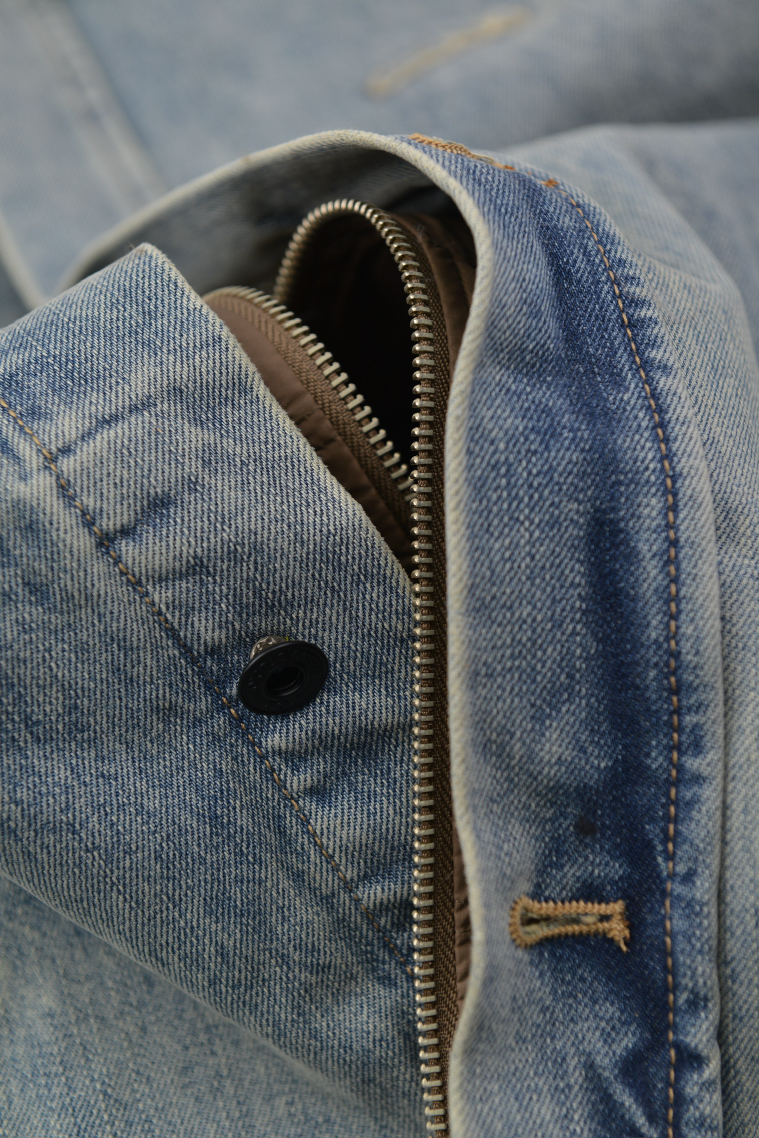 KURORO HYBRID DENIM DOWN JACKET – INDIGO BROWN ハイブリッド デニムダウンジャケット / インディゴブラウン サイズ: M