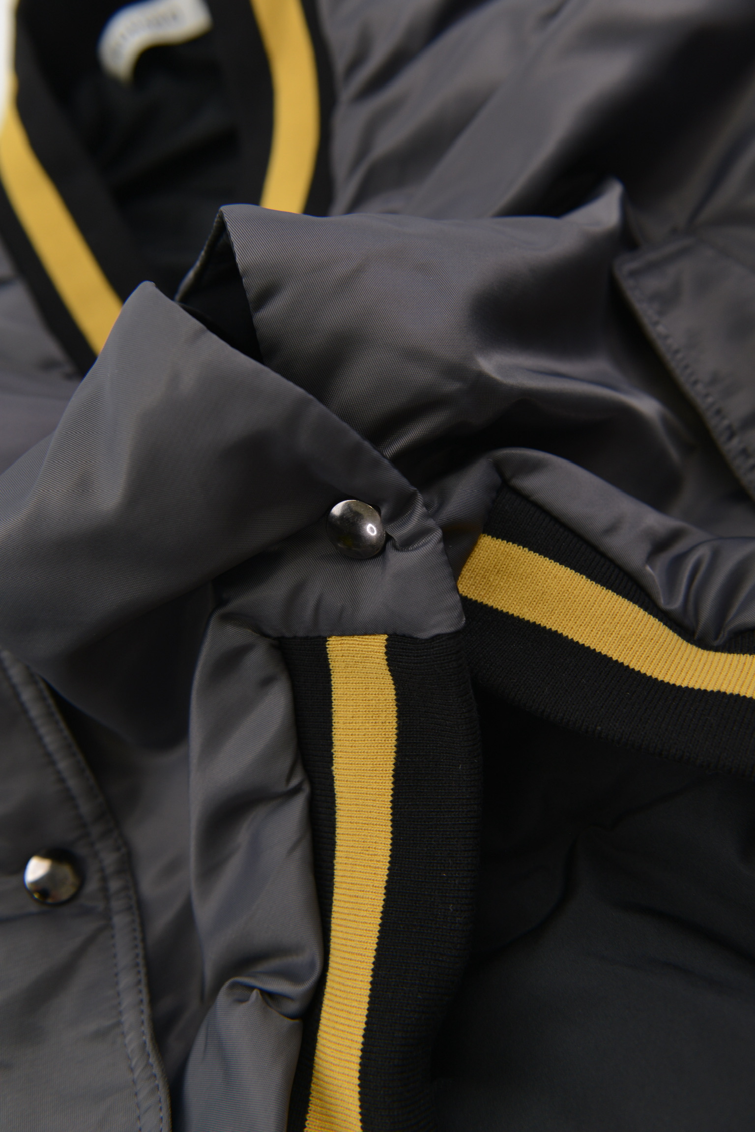 KURORO クロップドボリュームスタジャン KURORO Cropped Volume Stadium Jacket　グレー サイズ: M