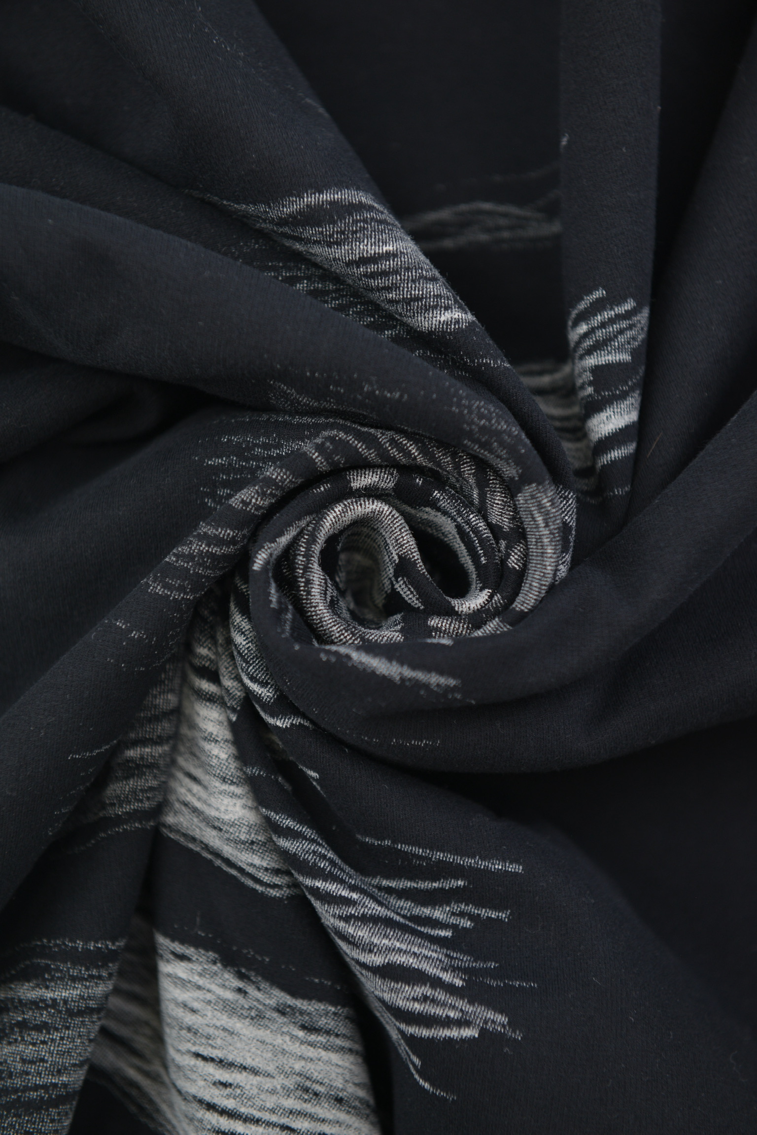 INSTRUCTIVE DISTORTION LONG SLEEVE（インストラクティブ ディストーション ロングスリーブ）　ブラック サイズ: S