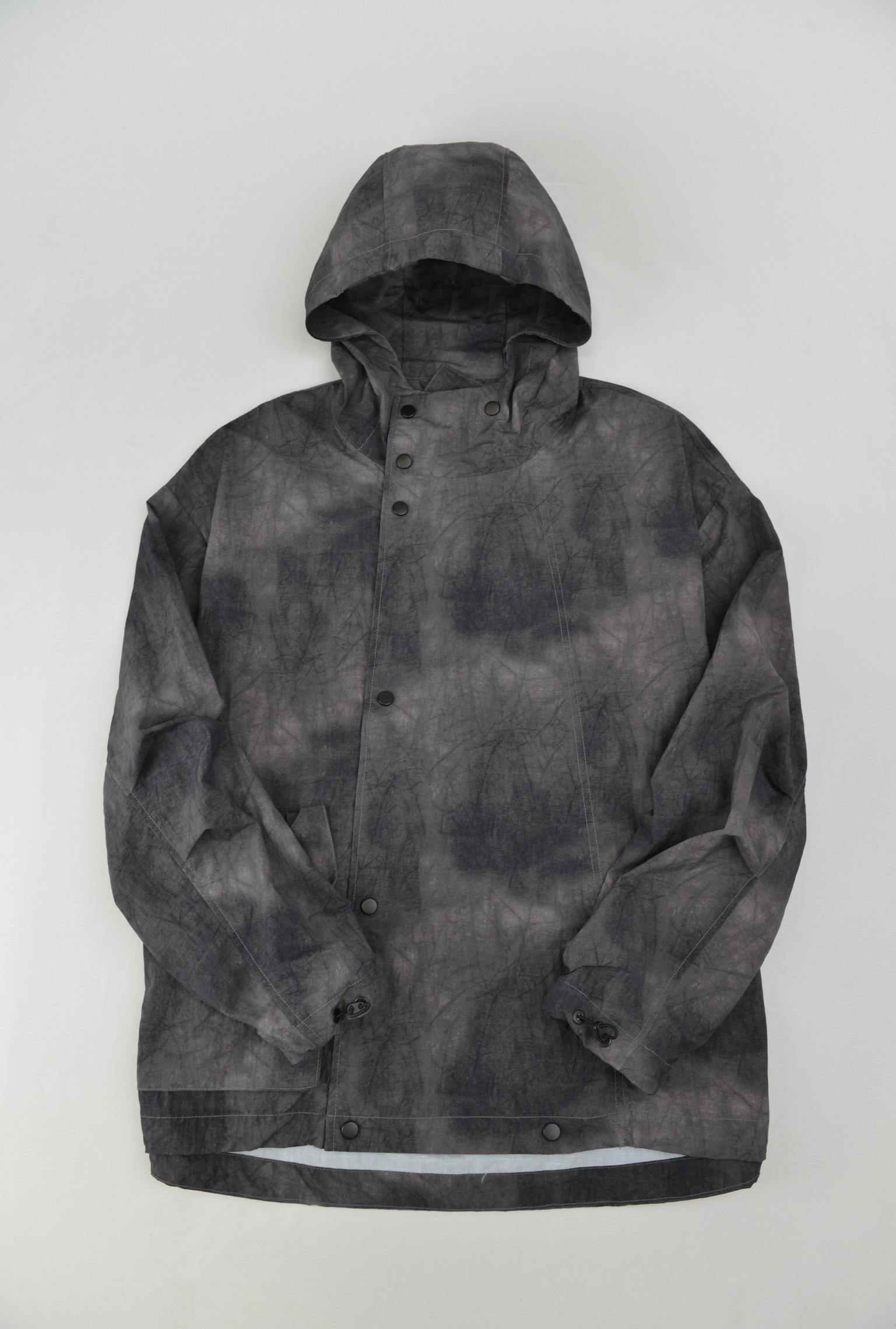 ウォッシュ加工フーデッドジャケット