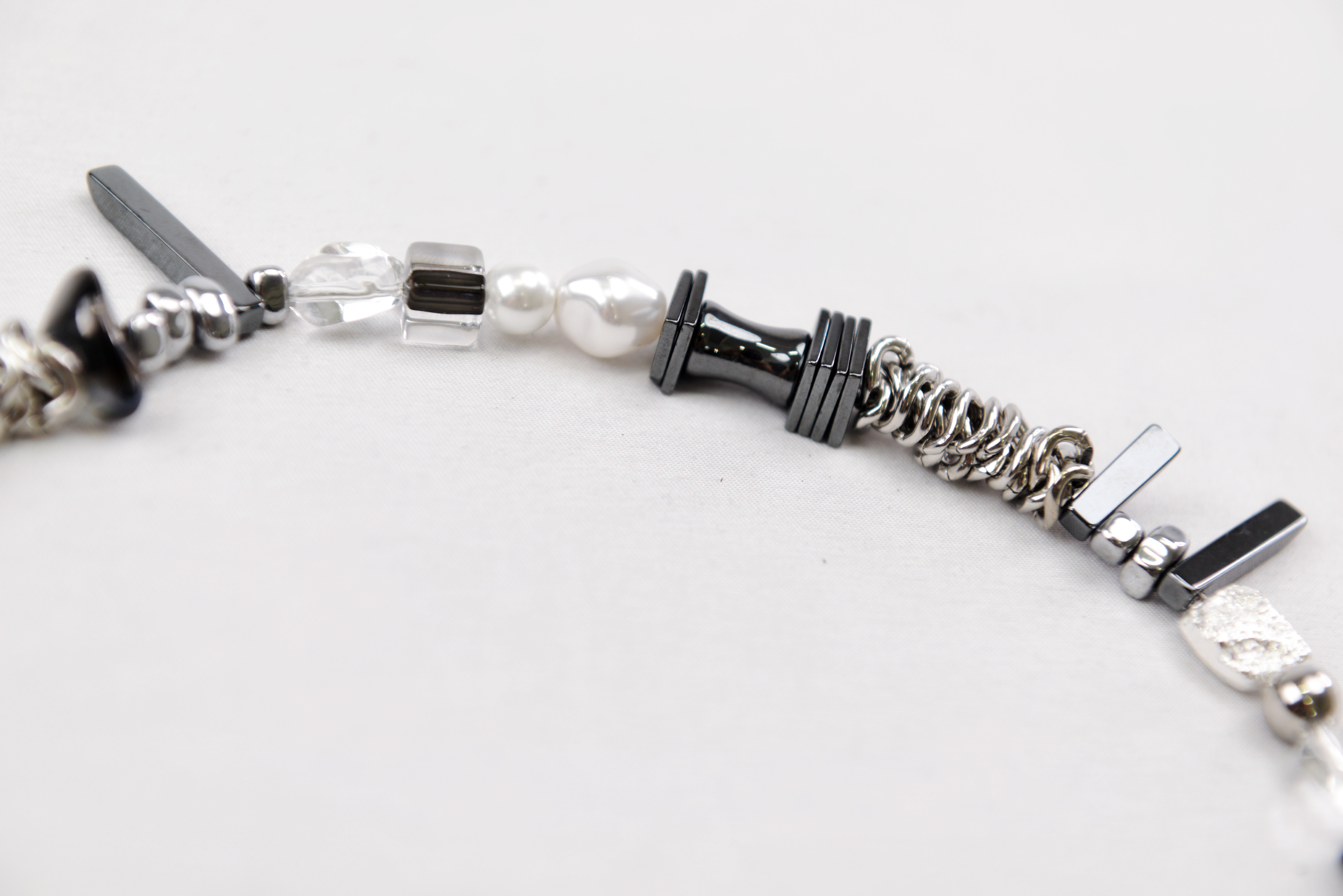 KURORO インダストリアルビーズ ネックレス