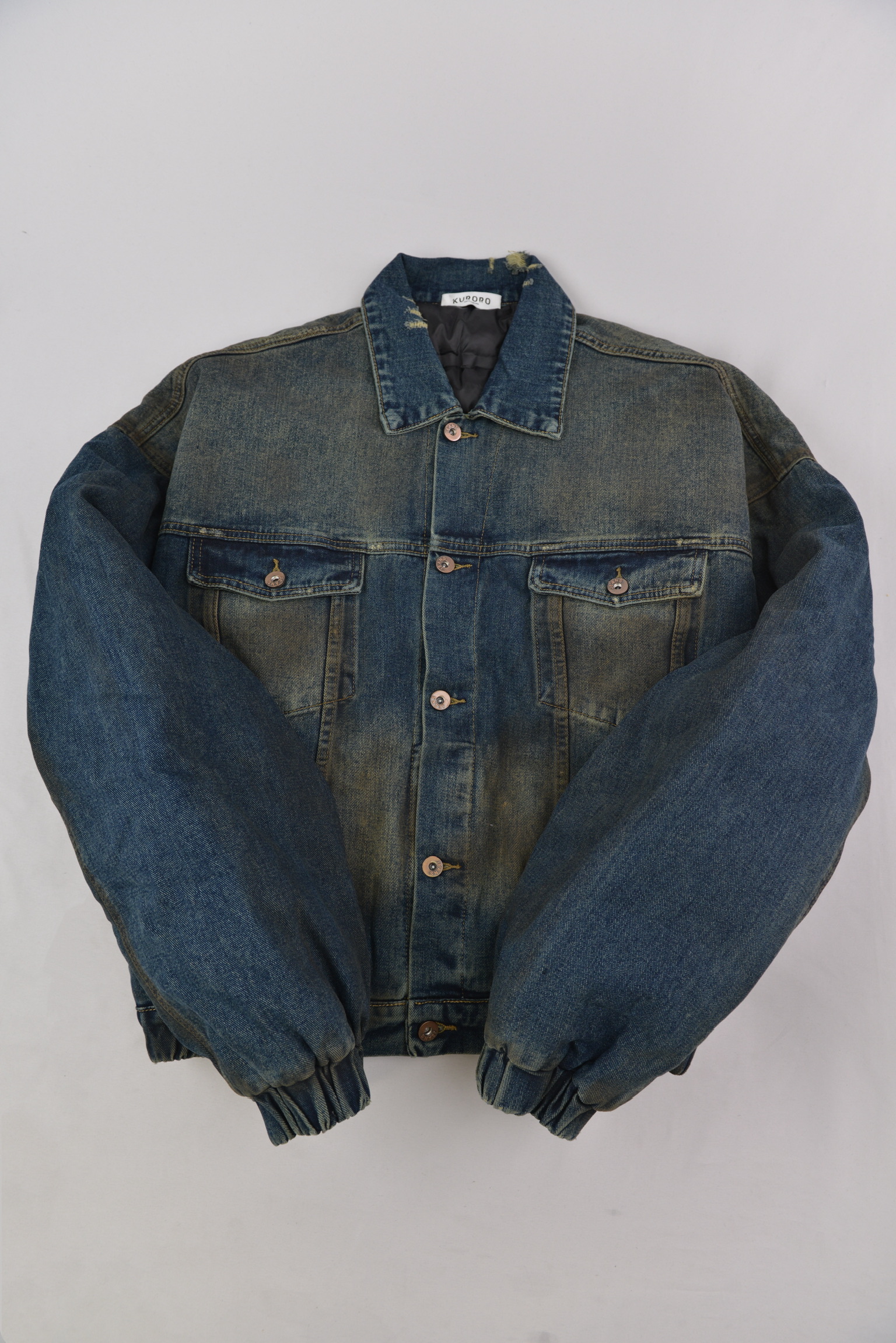 リバーシブルデニムダウンジャケット