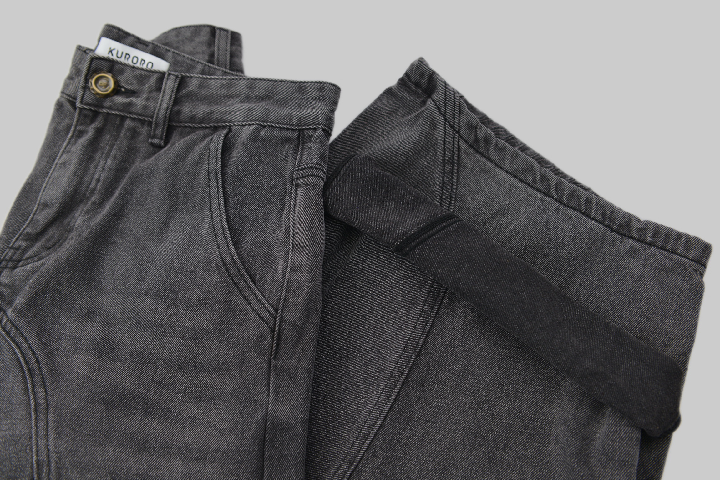 KURORO Vintage Wash Wide Cargo Denim / ヴィンテージウォッシュ ワイドカーゴデニム　グレー サイズ: S