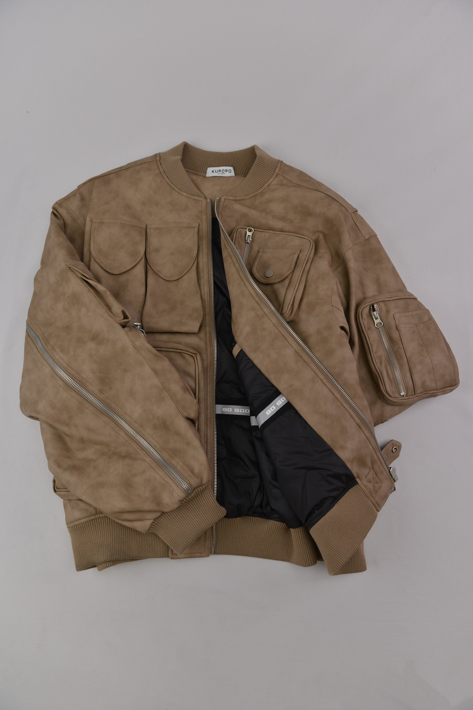 KURORO マルチポケット レザーボンバージャケット　サンドベージュ サイズ: L