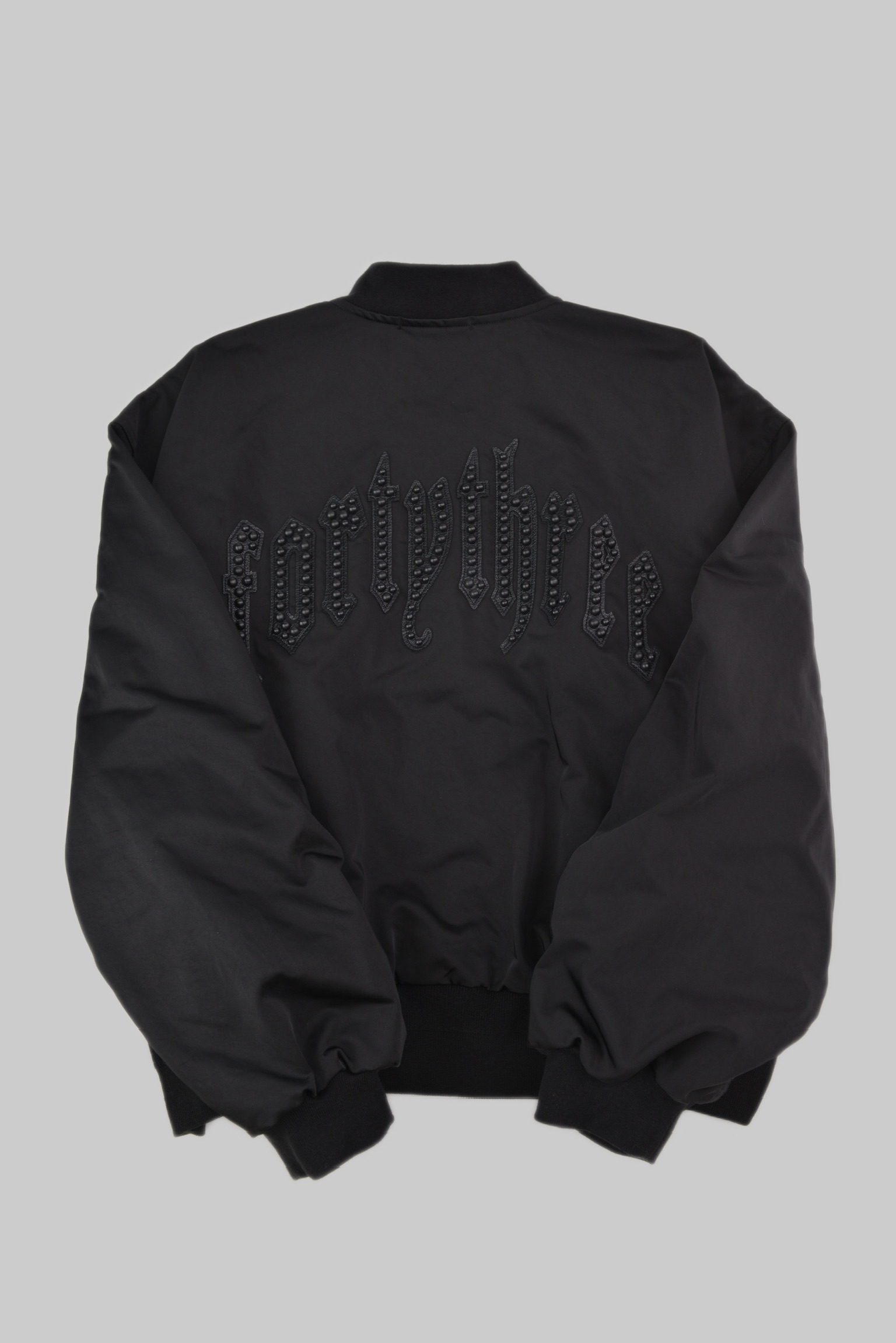 Fortythree バックエンボス MA-1ジャケット (Fortythree Embossed Back MA-1 Jacket) サイズ: S