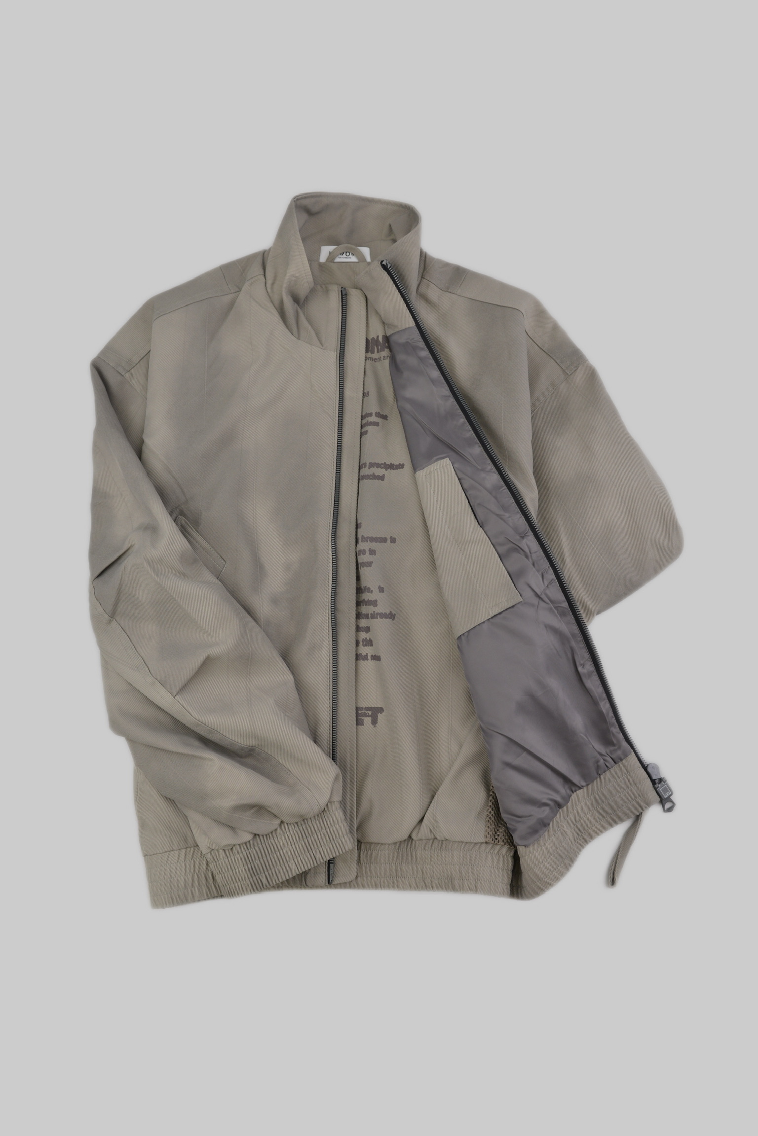 ミニマルスタンドカラージップブルゾン サイズ: M