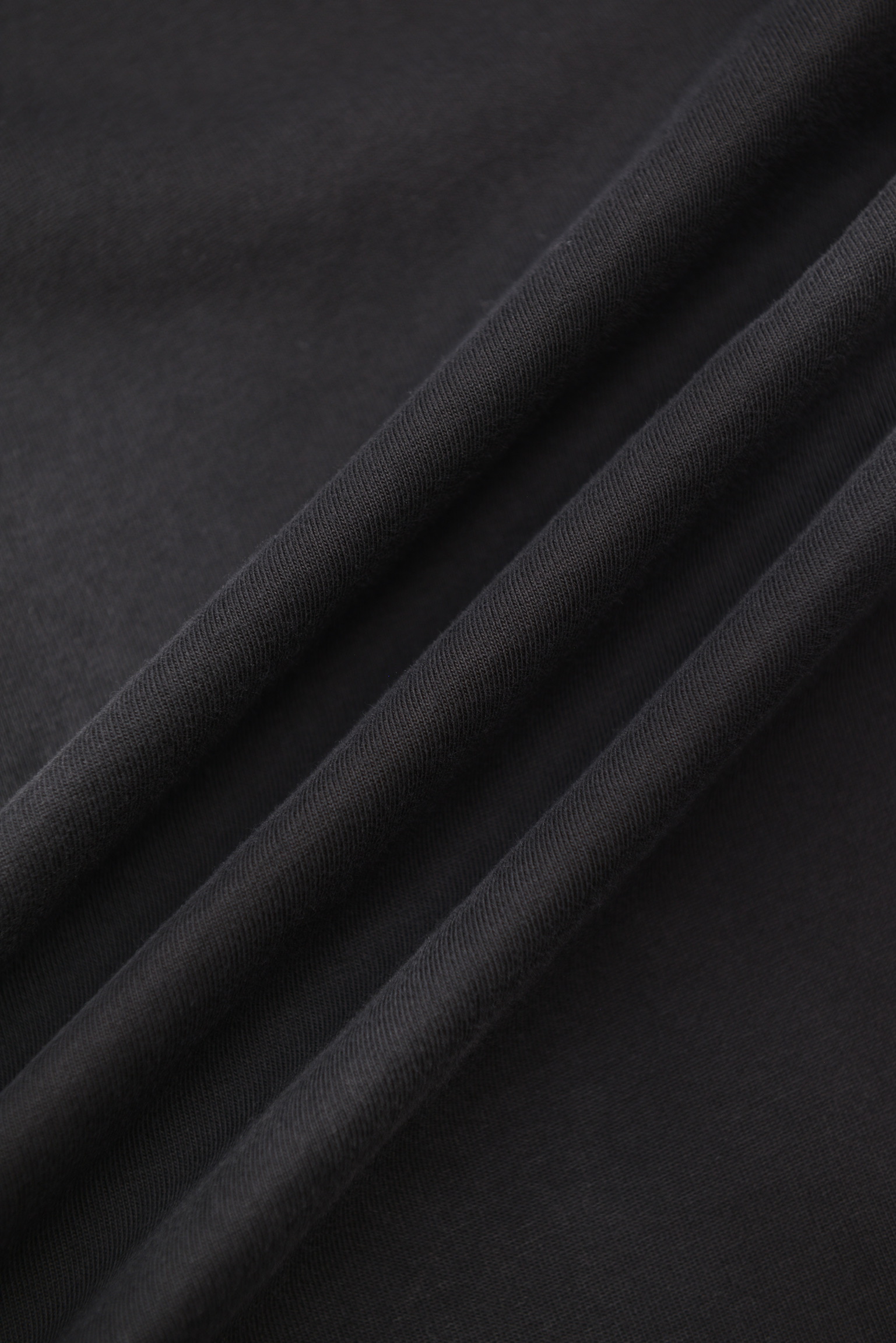 GABSERINE フロント&バックプリント Tシャツ – ブラック サイズ: M