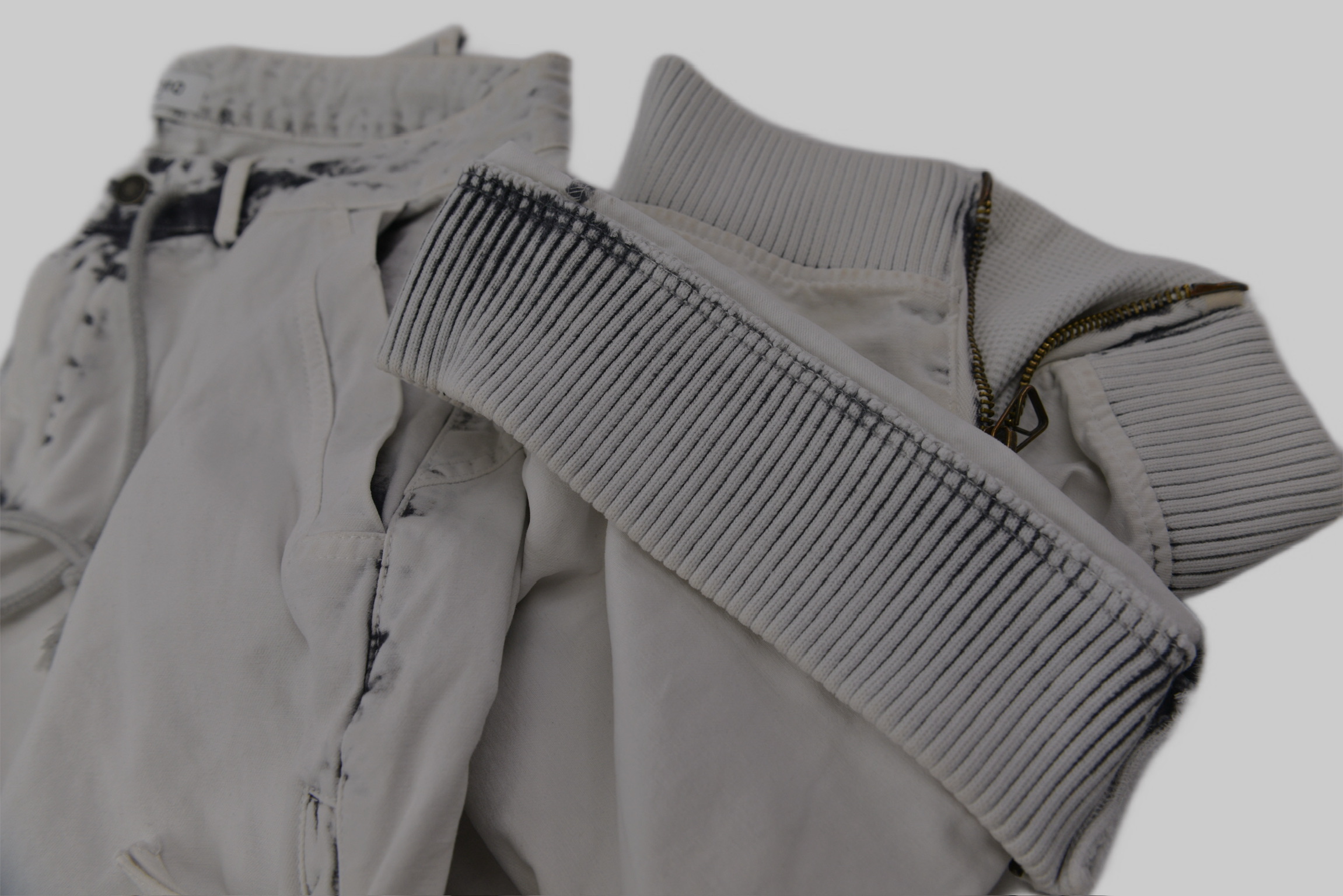 Distressed Cargo Jogger Pants / ディストレストカーゴジョガーパンツ サイズ: XL