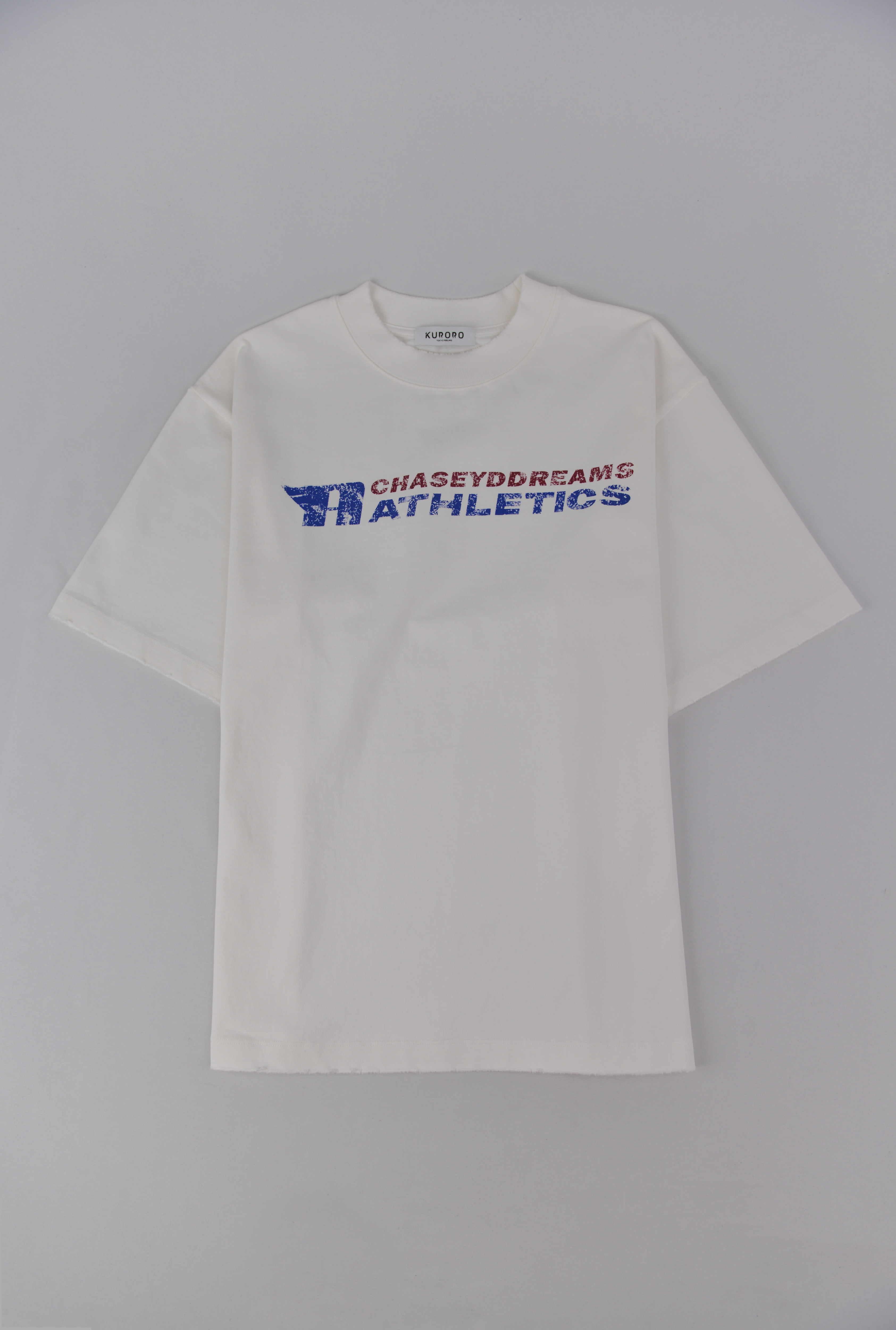 アスレチックロゴグラフィックTシャツ – CHASEYDREAMS　ホワイト サイズ: S