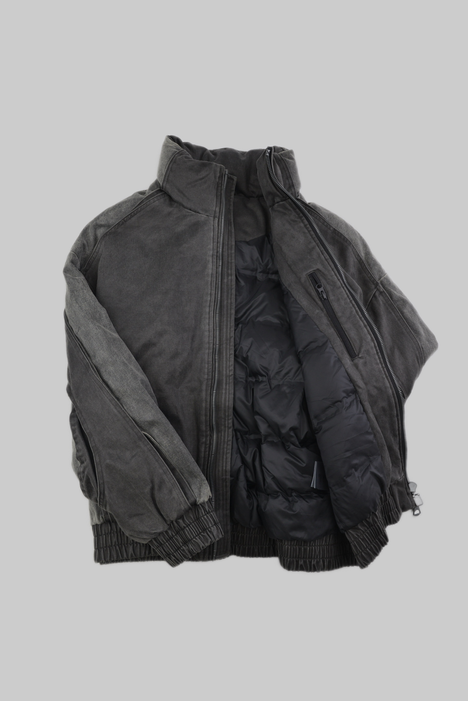 KURORO Essential Down Jacket　エッセンシャル ダウンジャケット　Charcoal Black  サイズ: M
