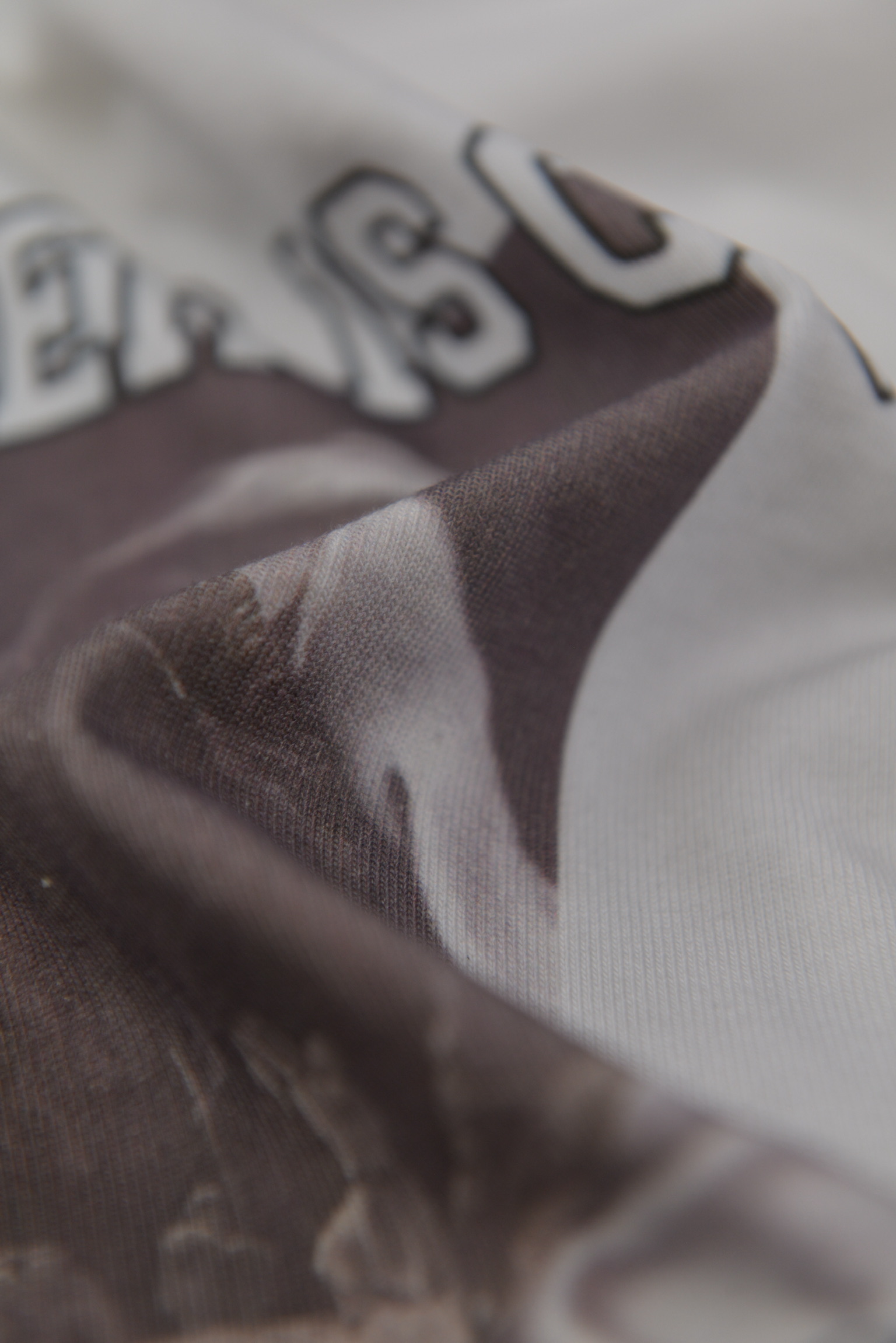 KURORO Vintage Muse Graphic Tee　    Vintage White サイズ: M