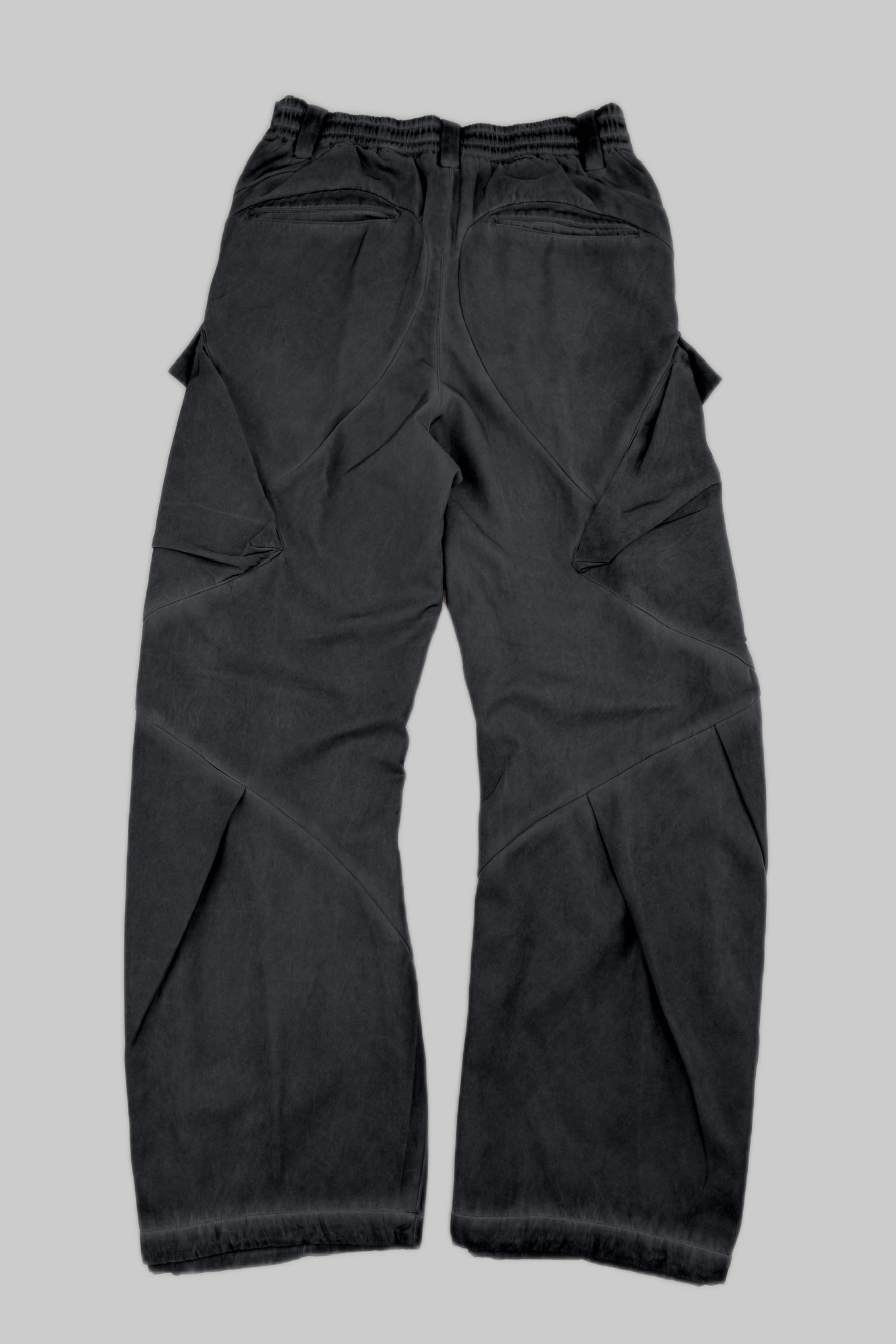 KURORO “URBAN TACTICAL CARGO PANTS” – Stone Greige （KURORO アーバンタクティカルカーゴパンツ　フェードブラック サイズ: M