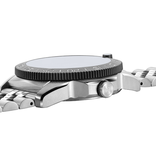 ジャンク LUMINOX 3150 クロノグラフ クォーツ腕時計 A3565 ジャンク LUMINOX 3150 クロノグラフ クォーツ腕時計 A3565
