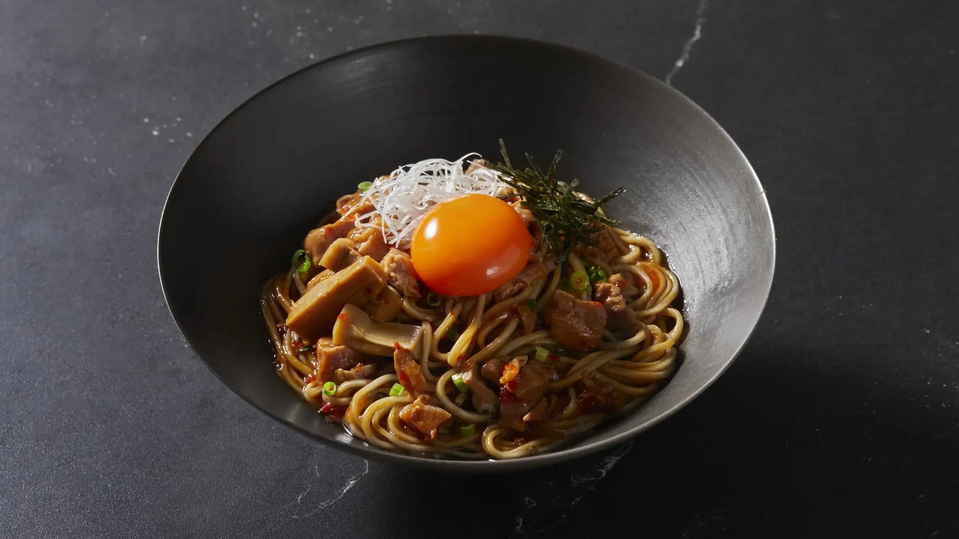 ピリ辛まぜそば