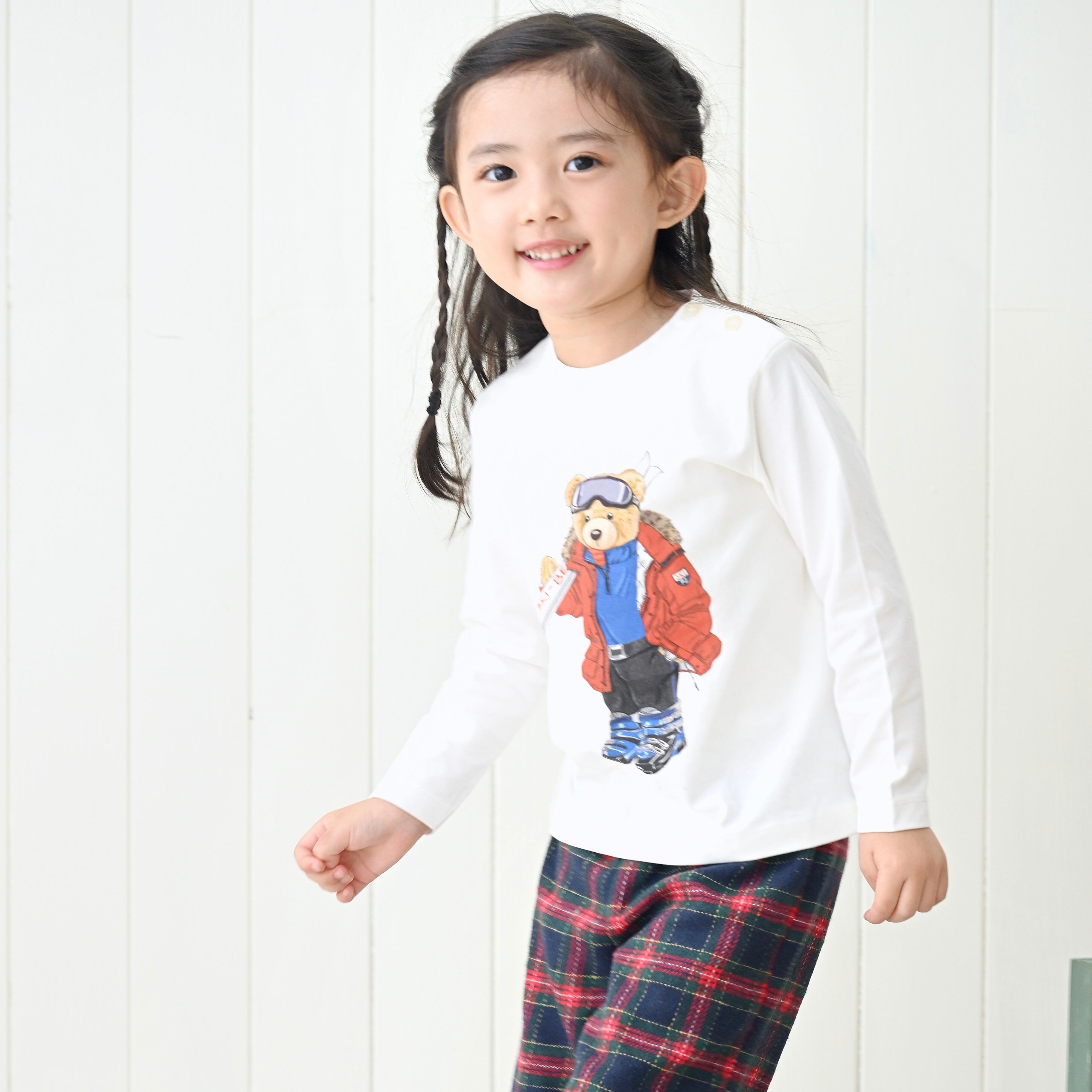  Skiing Bear トップス｜Perte