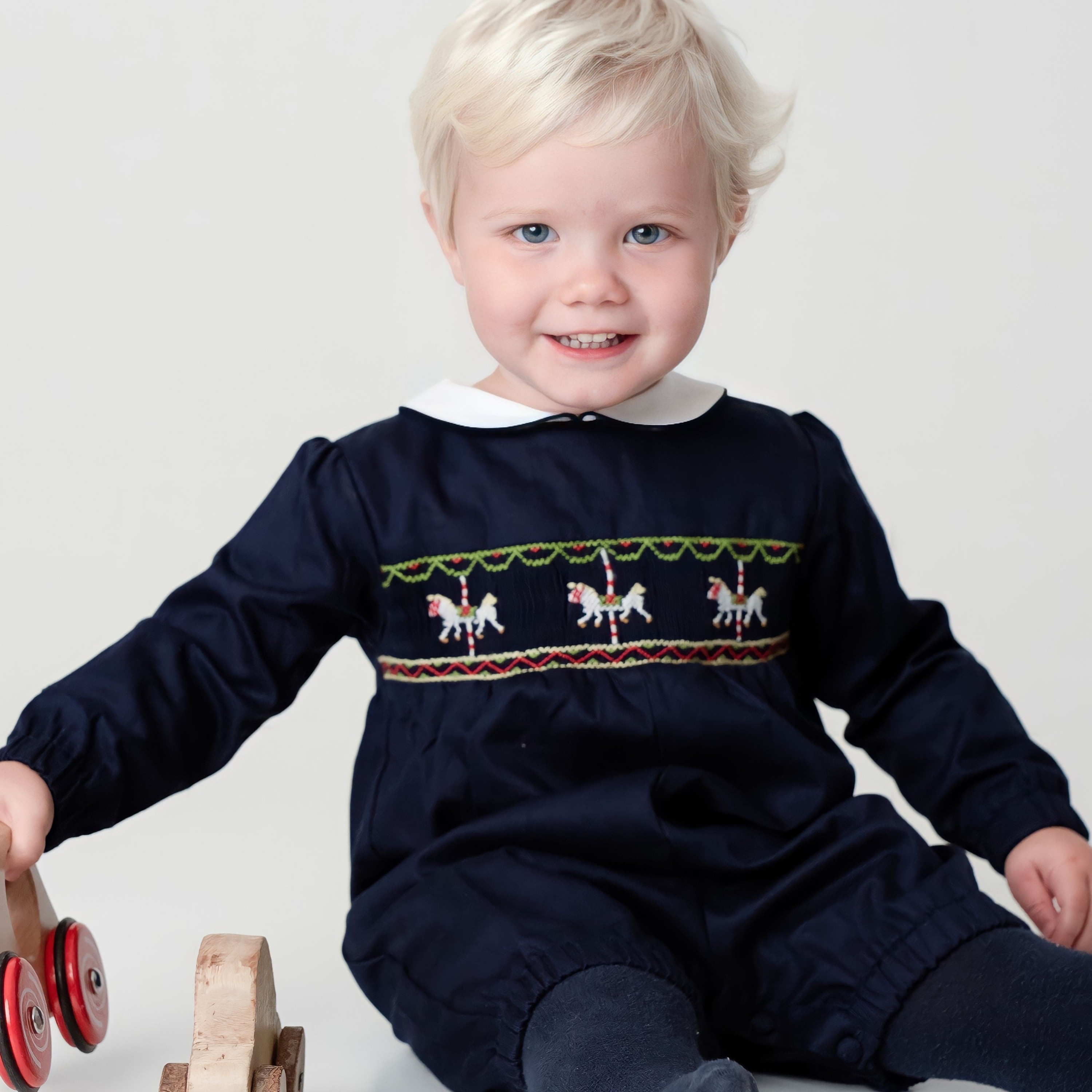 Carousel スモッキングロンパース｜Annafie ベビーサイズ: 6ヶ月 (70cm)