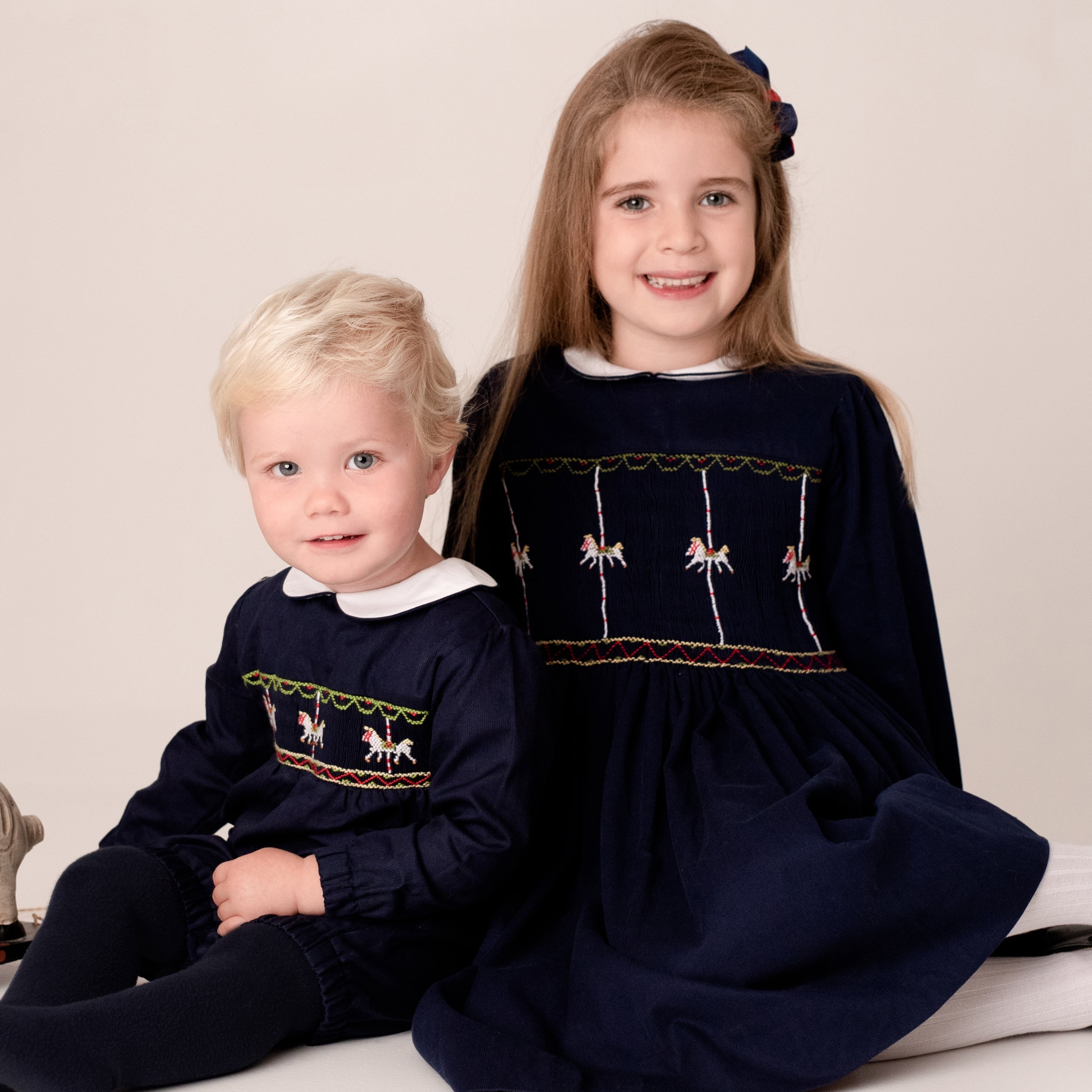 Carousel スモッキングロンパース｜Annafie ベビーサイズ: 6ヶ月 (70cm)