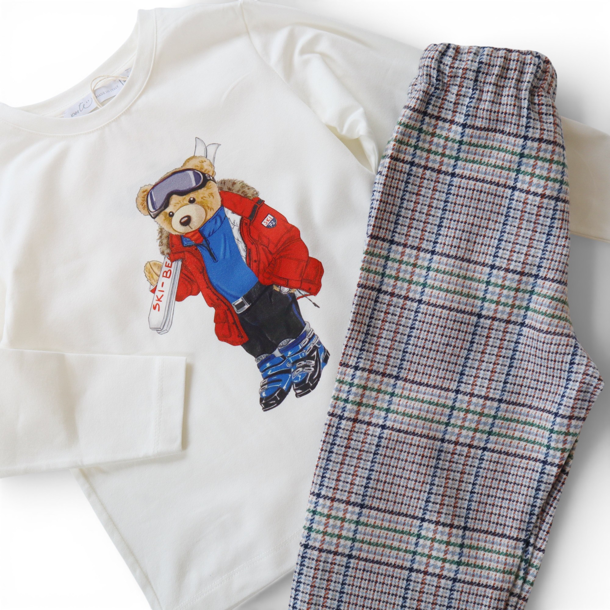  Skiing Bear トップス｜Perte サイズ: 4Y(104cm)