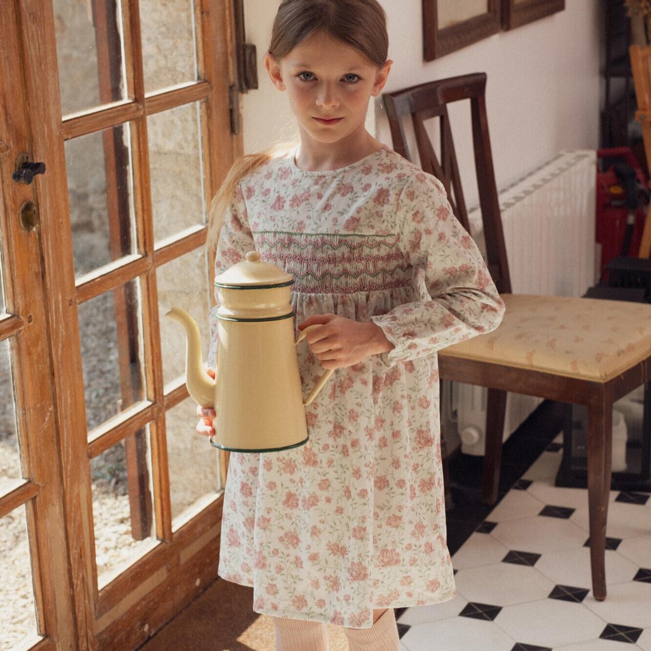  Velvet Josephine Smocked Dress｜Marie Puce