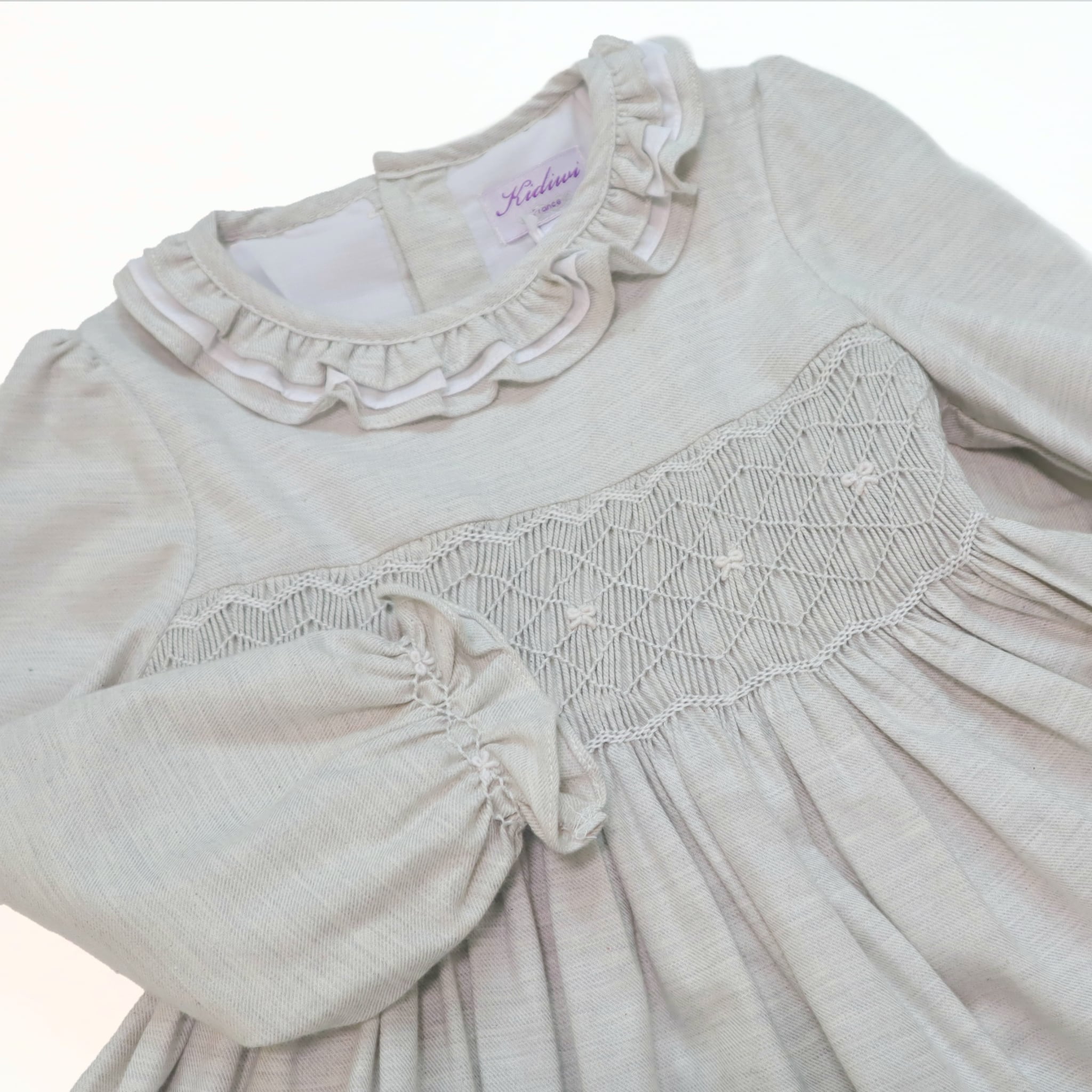  【Last 3Y】Hars Light Grey スモッキングワンピース｜Kidiwi サイズ: 3Y(98cm)