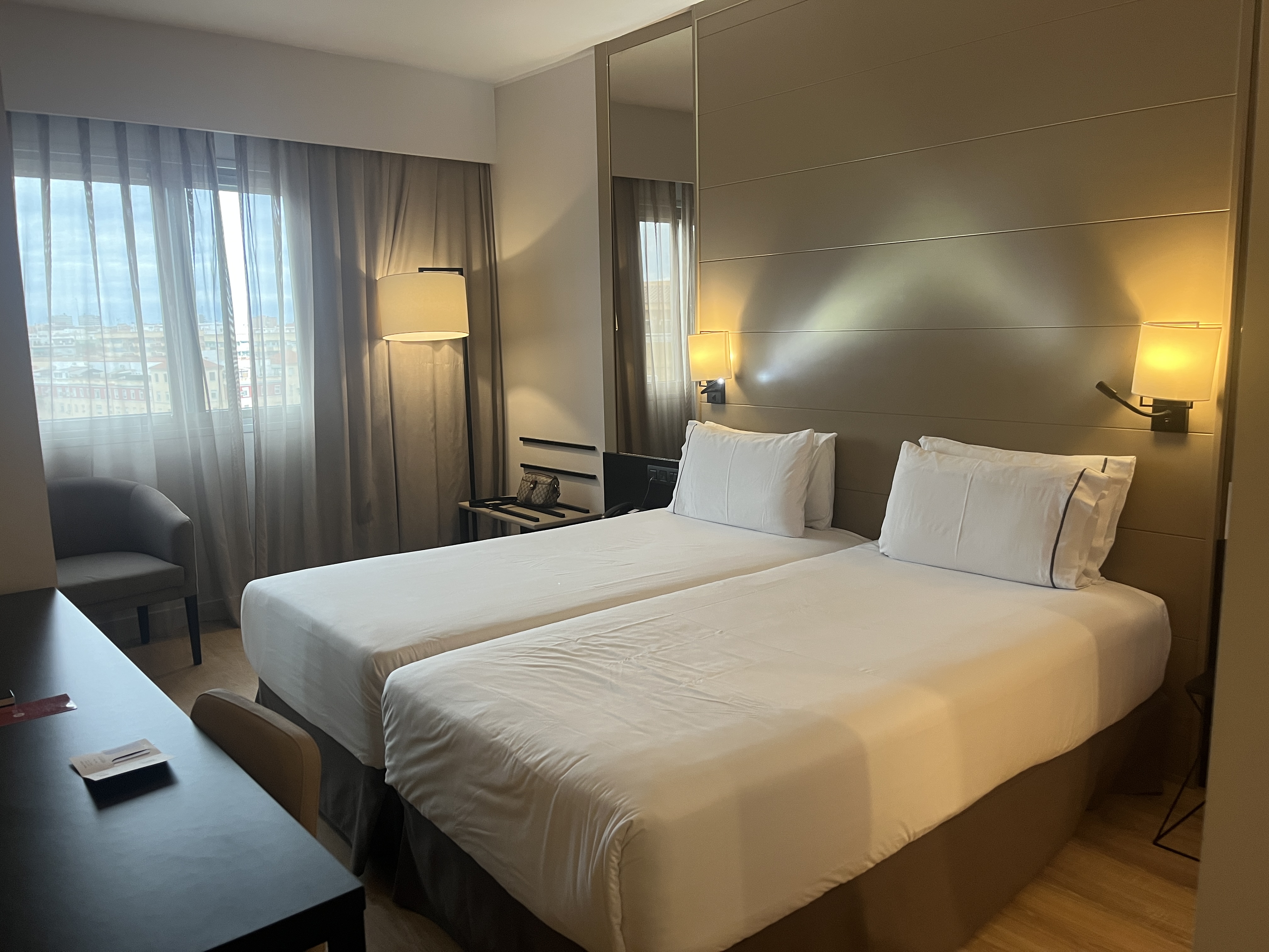 FIMI展示会の入口ゲート