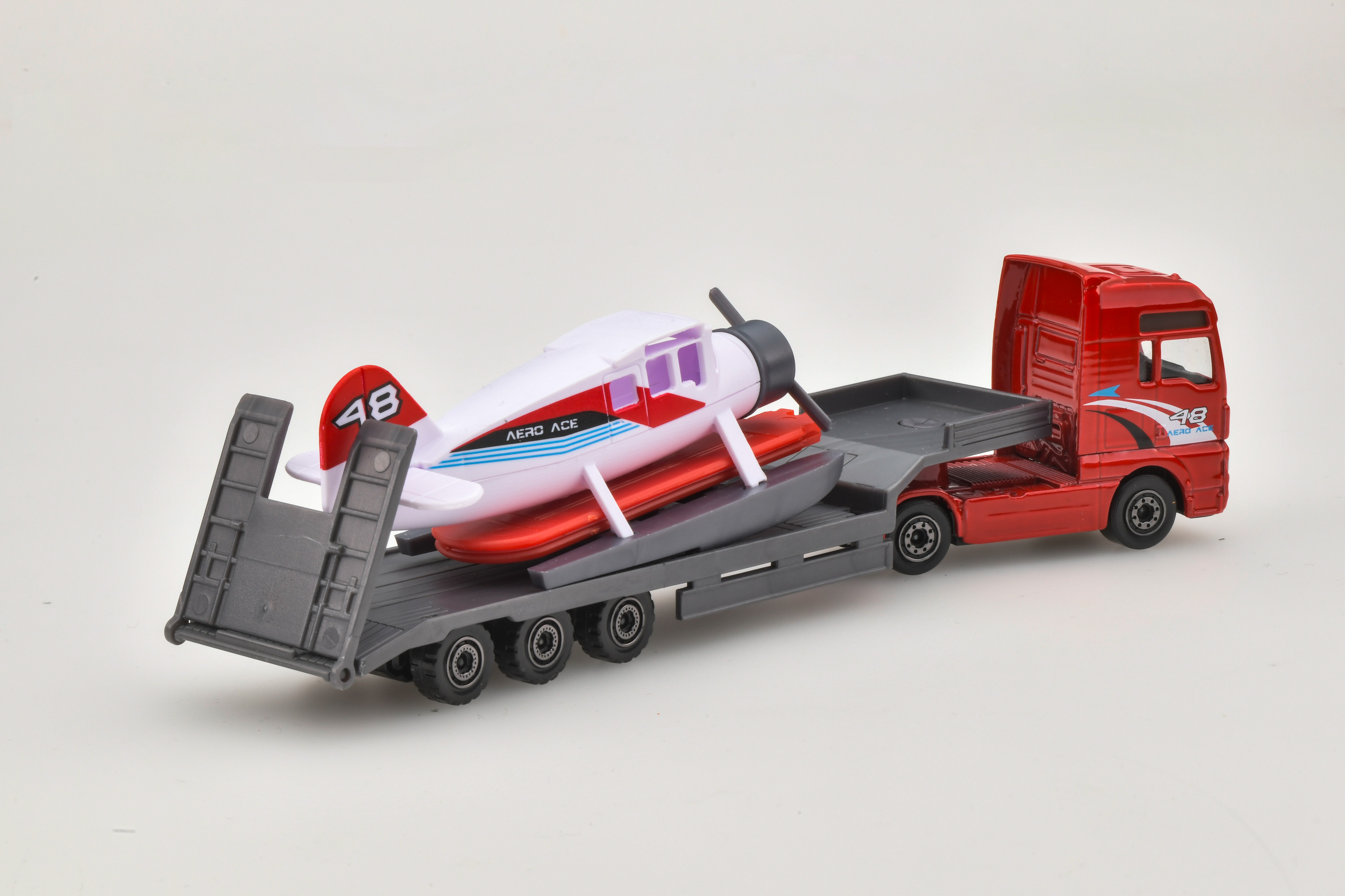 マン TGX アエロ エース/セミ シープレーン アエロ エース /MAN TGX AERO ACE/SEMI SEAPLANE AERO ACE/FLIEGL LONG TRANSPORTER