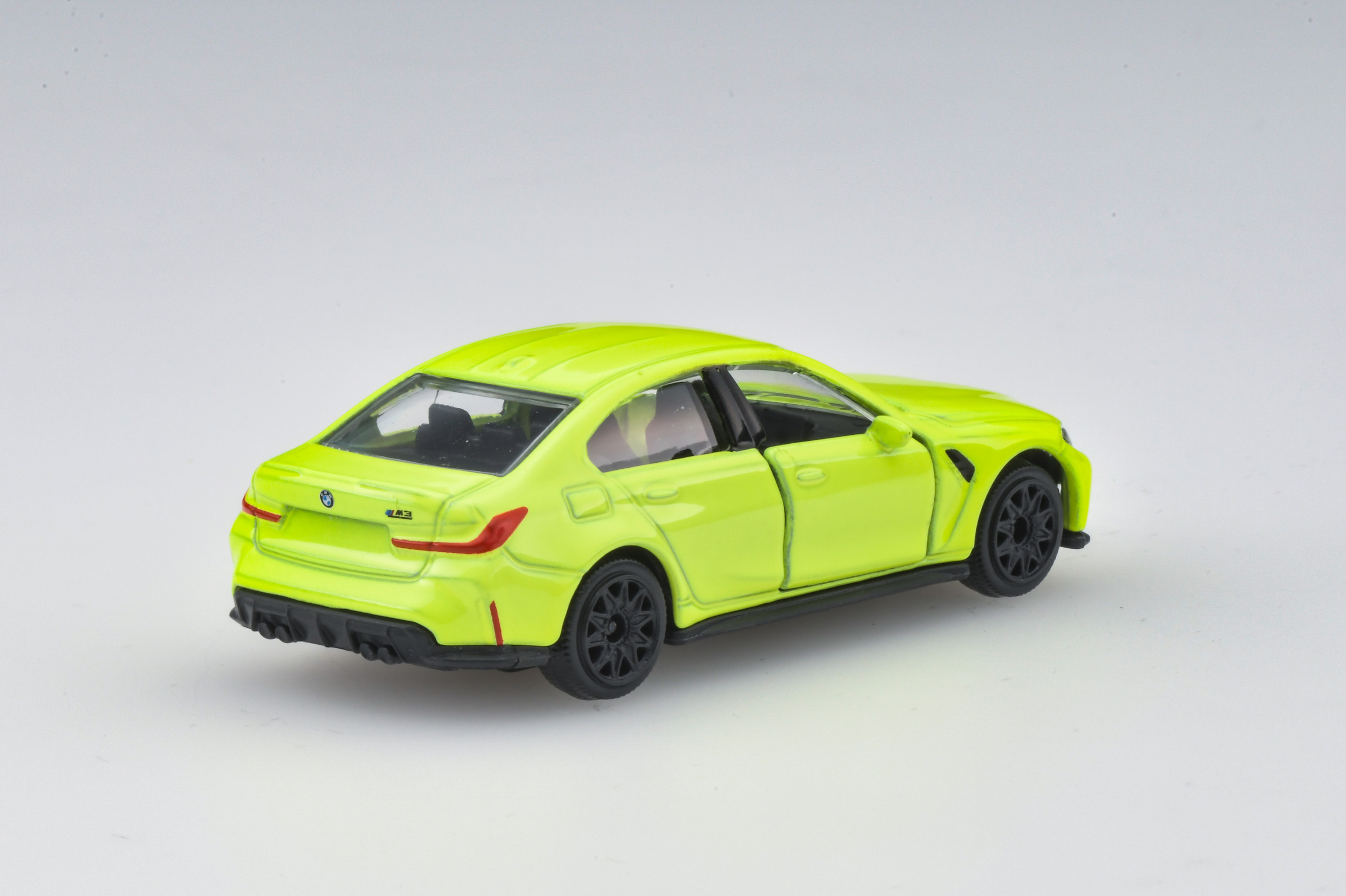 2025 BMW M3 G80（黄緑）/2025 BMW M3 G80