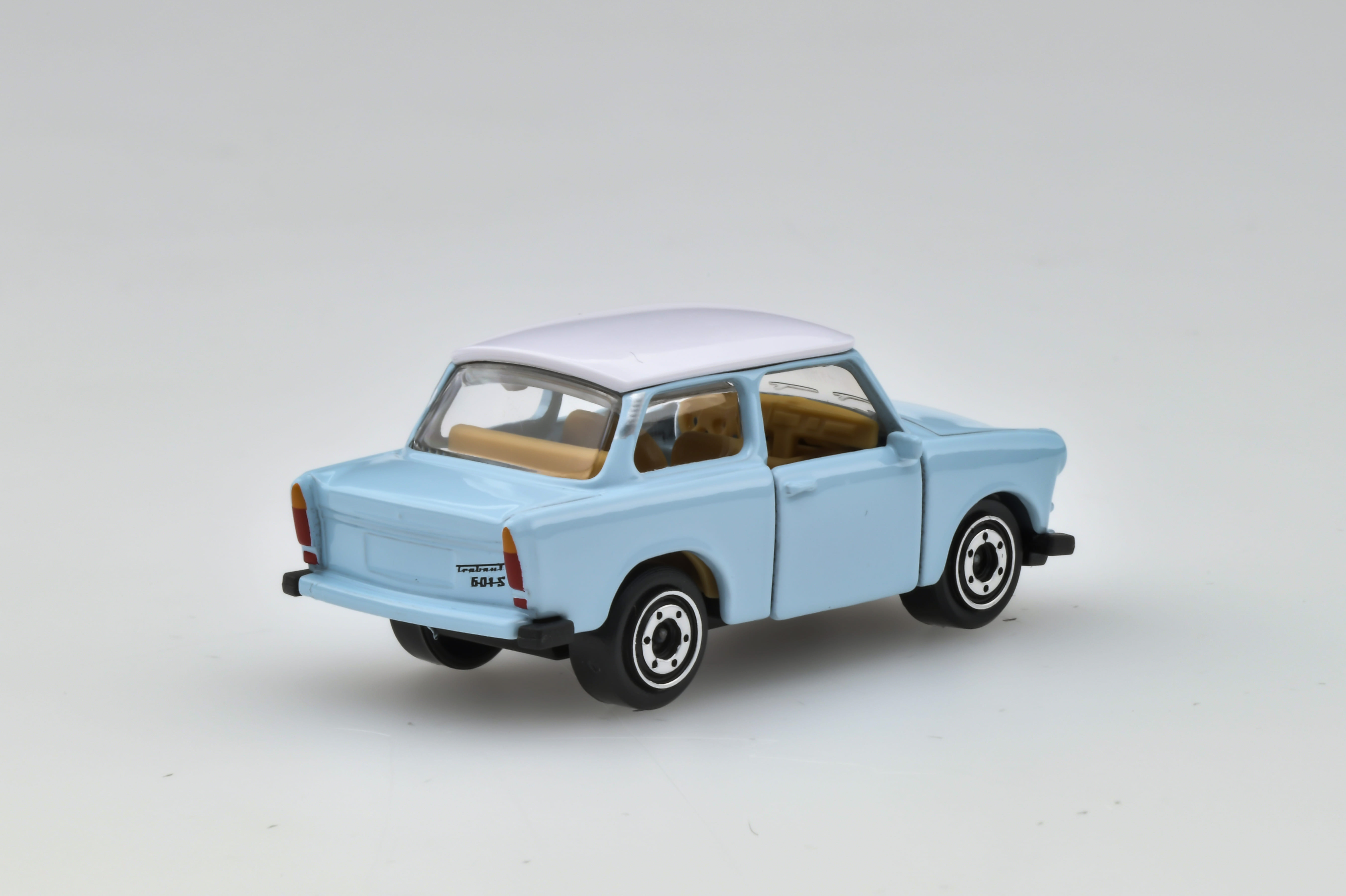 トラバント P601