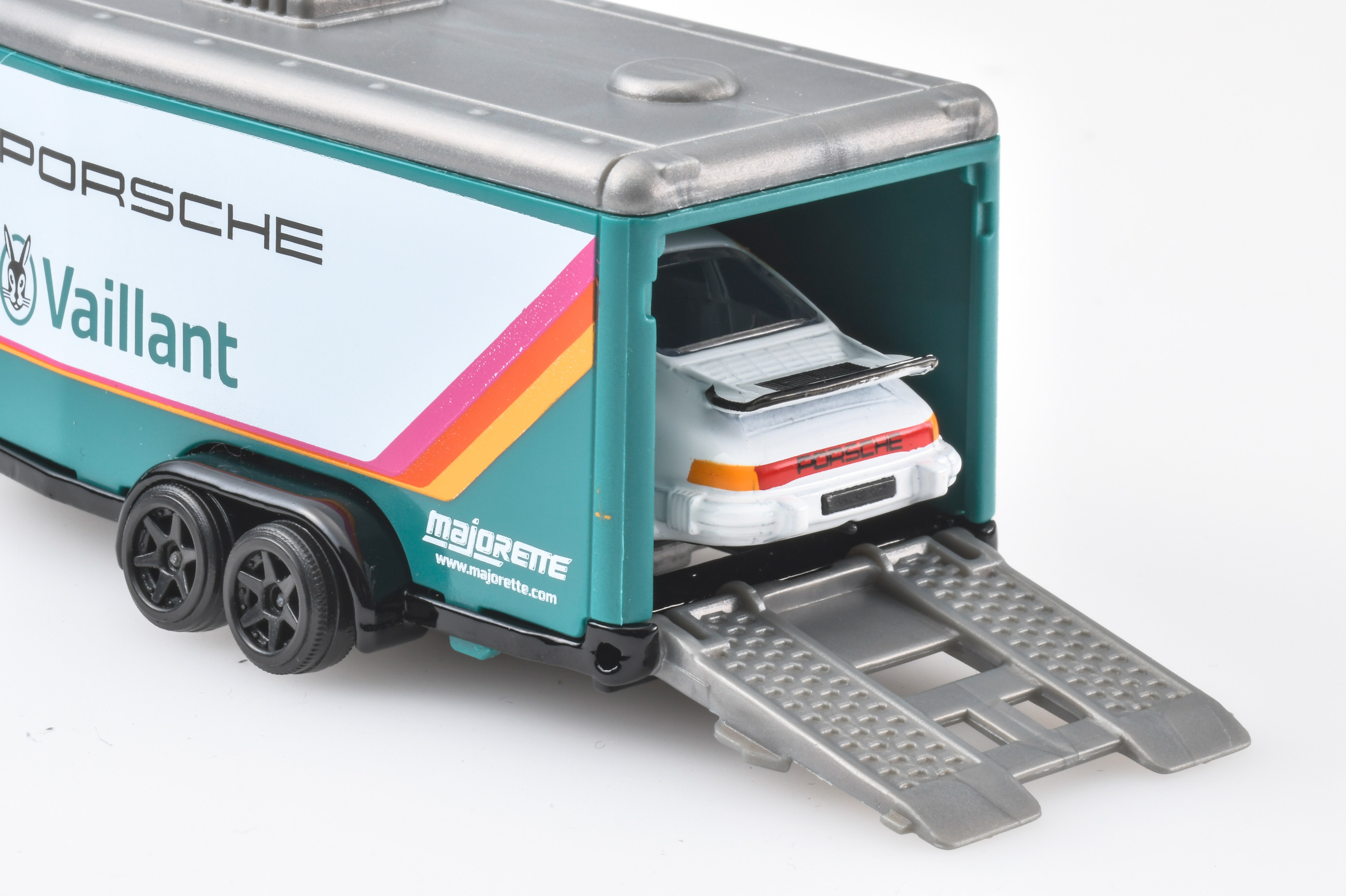 ヴァイラント トレーラー/PORSCHE TAYCAN TURBO VAILLANT W.COUPLING PREMIUMMAJORETTE VAILLANT TRAILERPORSCHE 934 RSR VAILLANT PREMIUM