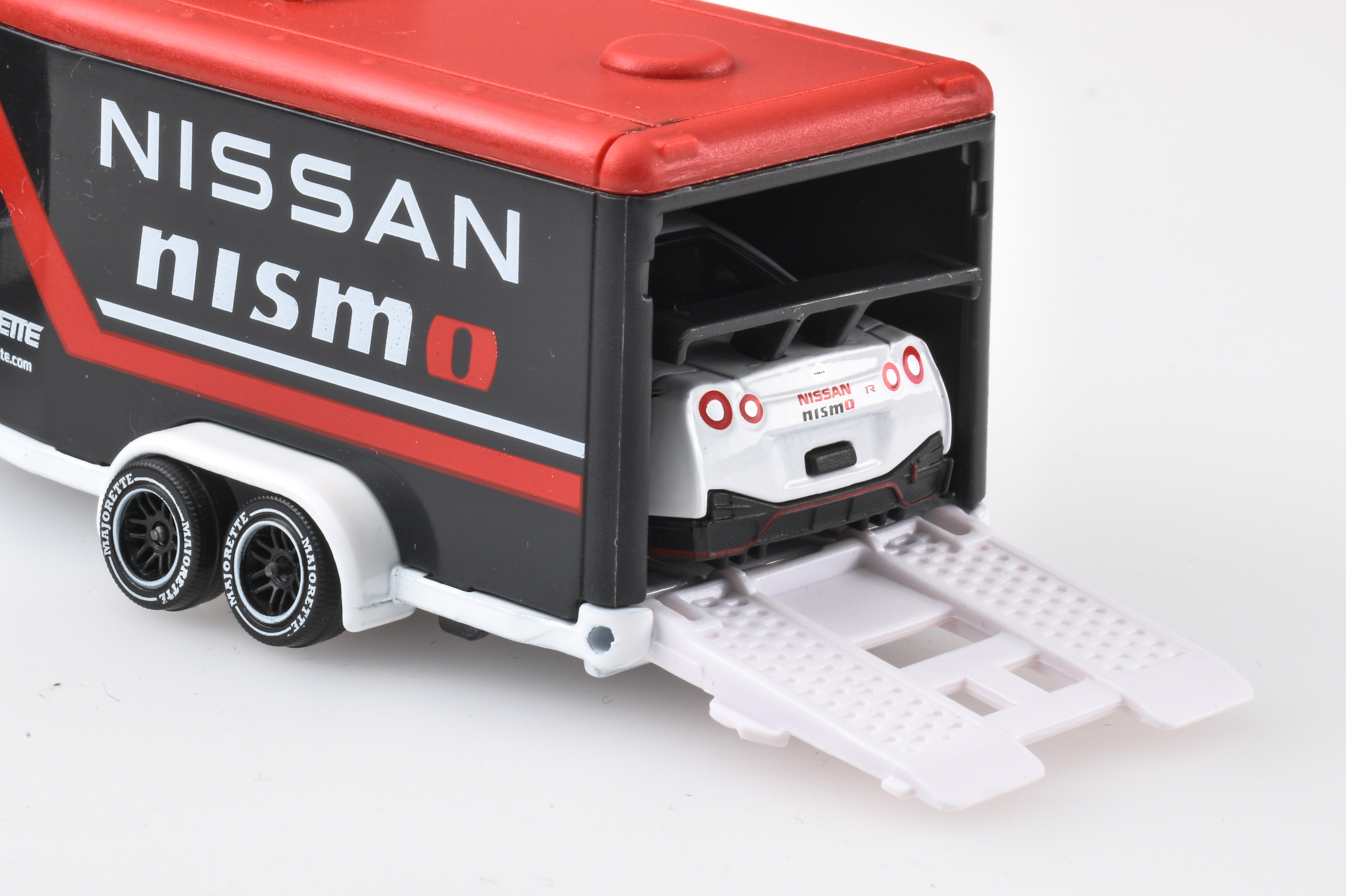 日産 NISMO トレーラー/MACK GRANITE FOR MAJORETTE TRAILERMAJORETTE NISSAN NISMO TRAILERNISSAN GTR NISMO GT3 RACING 2020