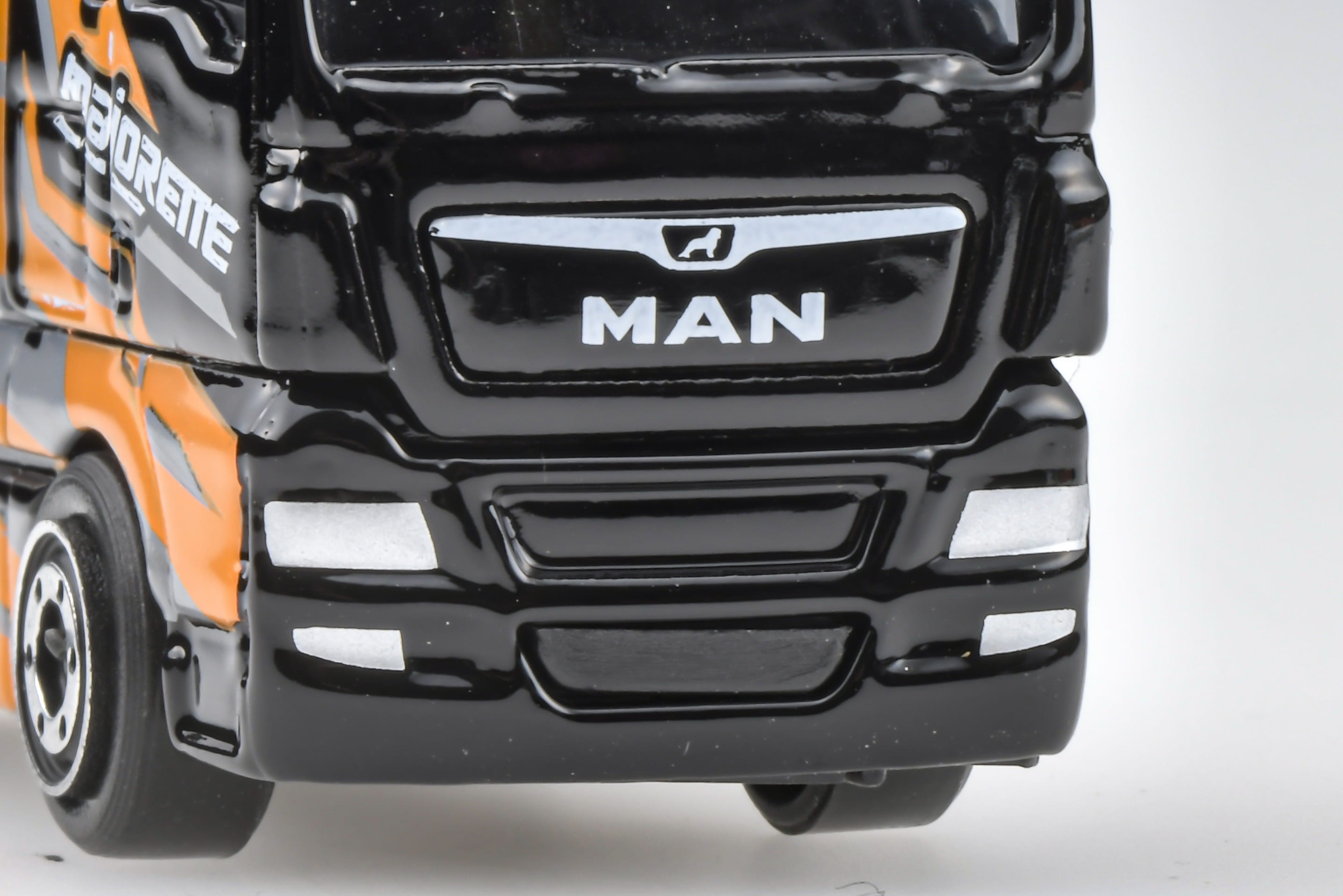 MAN TGX