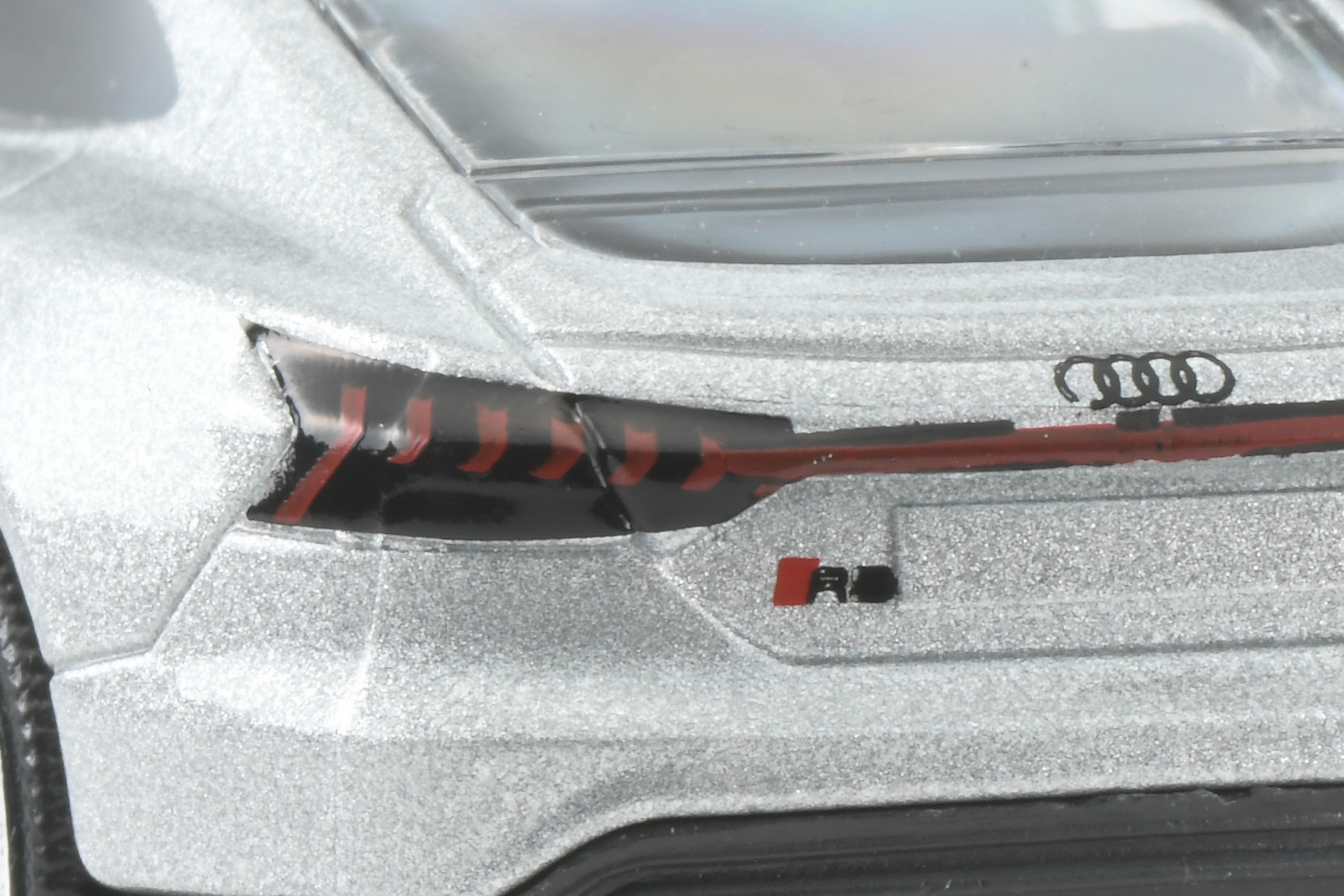 アウディ E-トロン GT/AUDI RS E-TRON GT