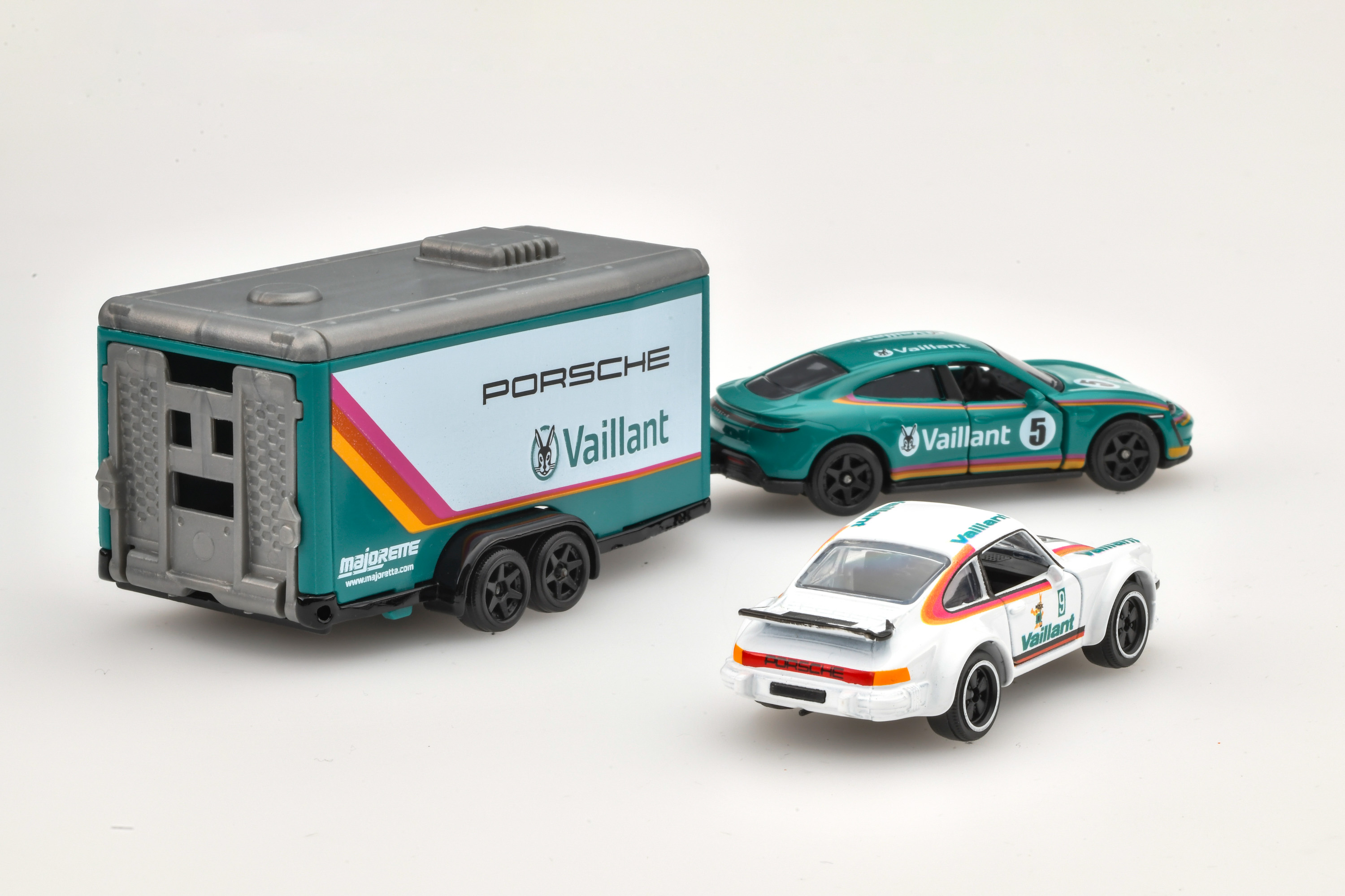 ヴァイラント トレーラー/PORSCHE TAYCAN TURBO VAILLANT W.COUPLING PREMIUMMAJORETTE VAILLANT TRAILERPORSCHE 934 RSR VAILLANT PREMIUM