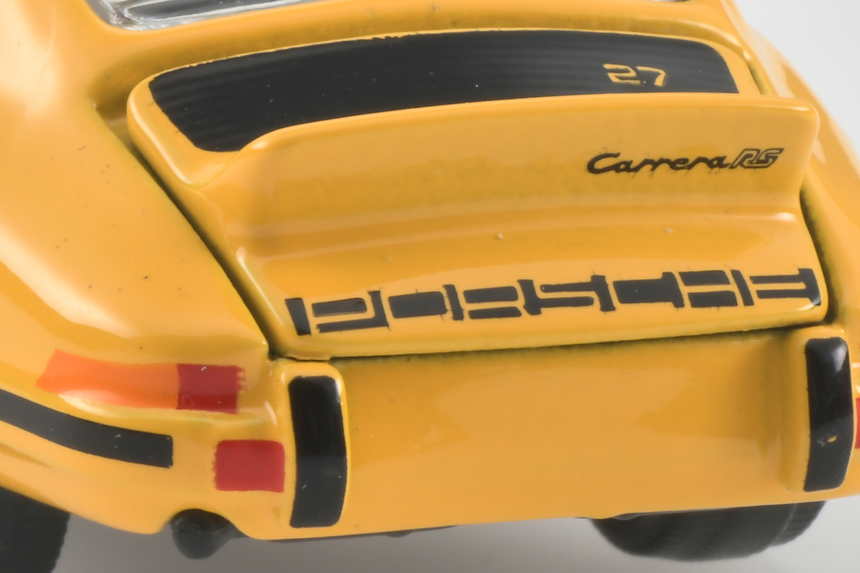 ポルシェ 911 カレラ R.S. 2.7（黄色）/PORSCHE 911 CARRERA R.S. 2.7（黄）