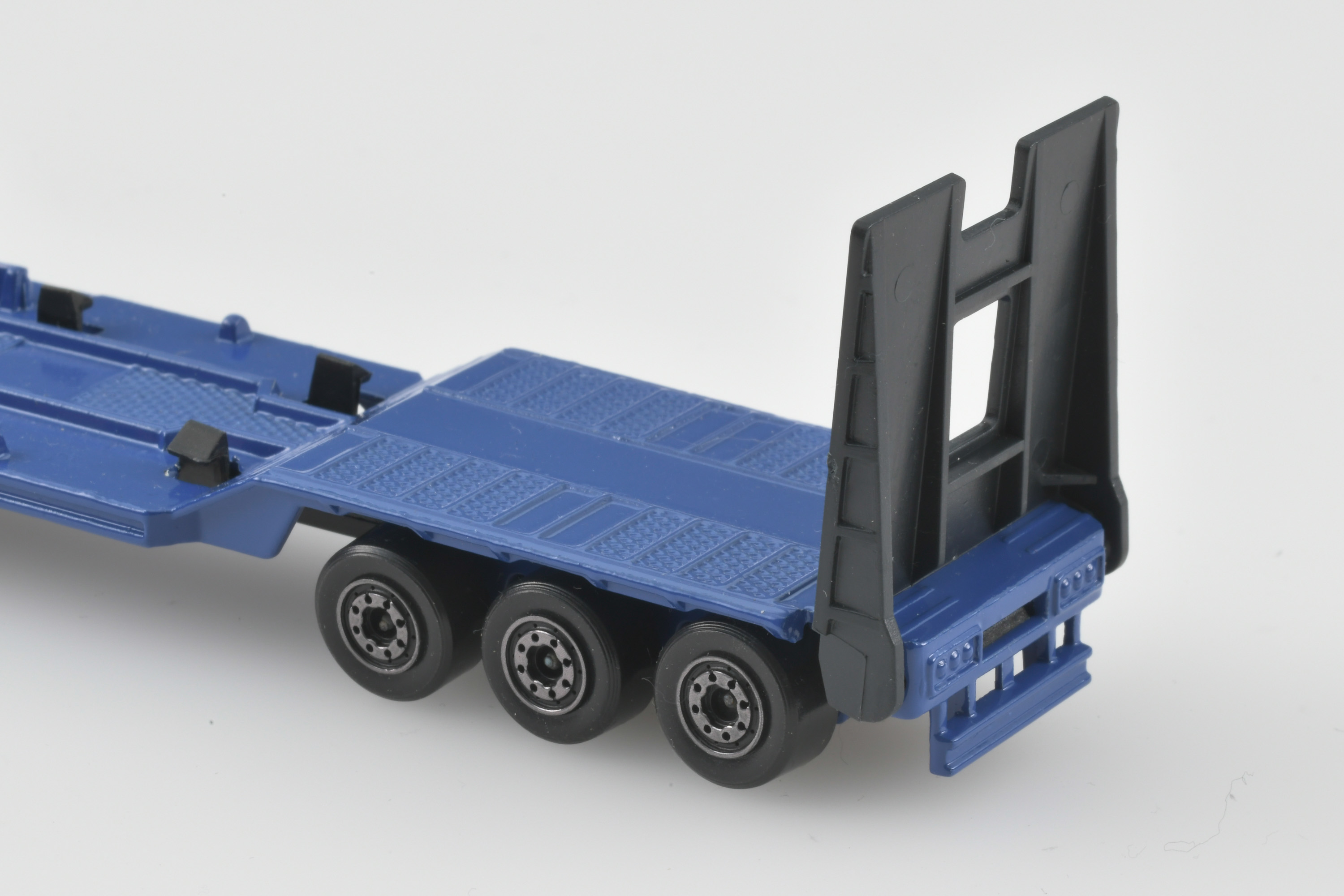 MB アクトロス ”ポリス”/ユーロコプター 145  ”ポリス”/MB ACTROS 