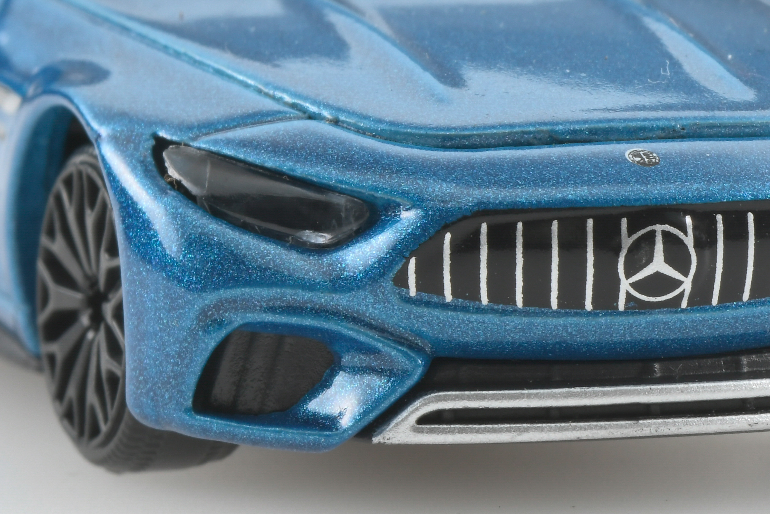 メルセデス-AMG SL 63 ウィズ ルーフ/MERCEDES AMG SL 63 WITH ROOF